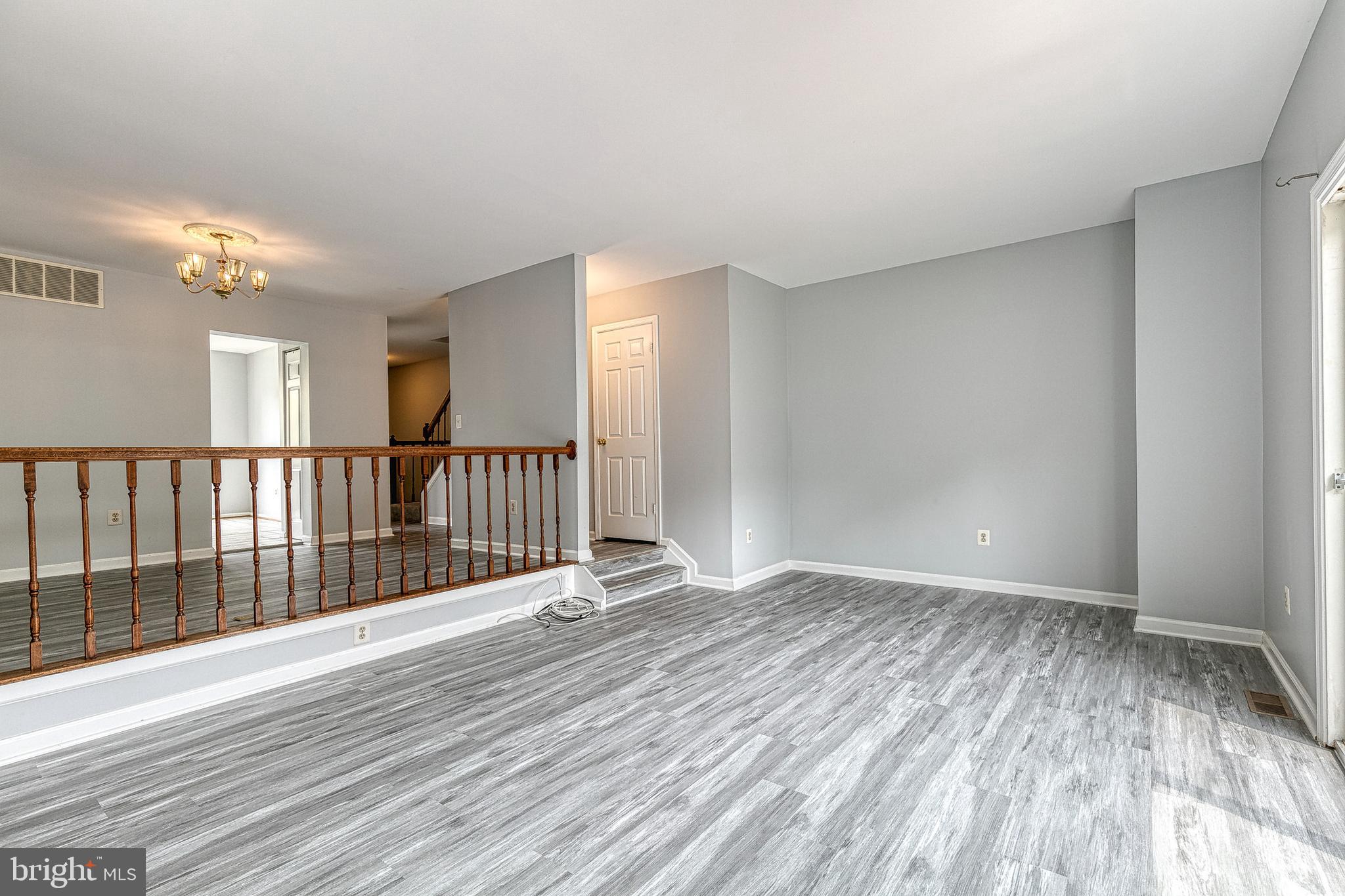 HUNTERS RUN - Residential Lease