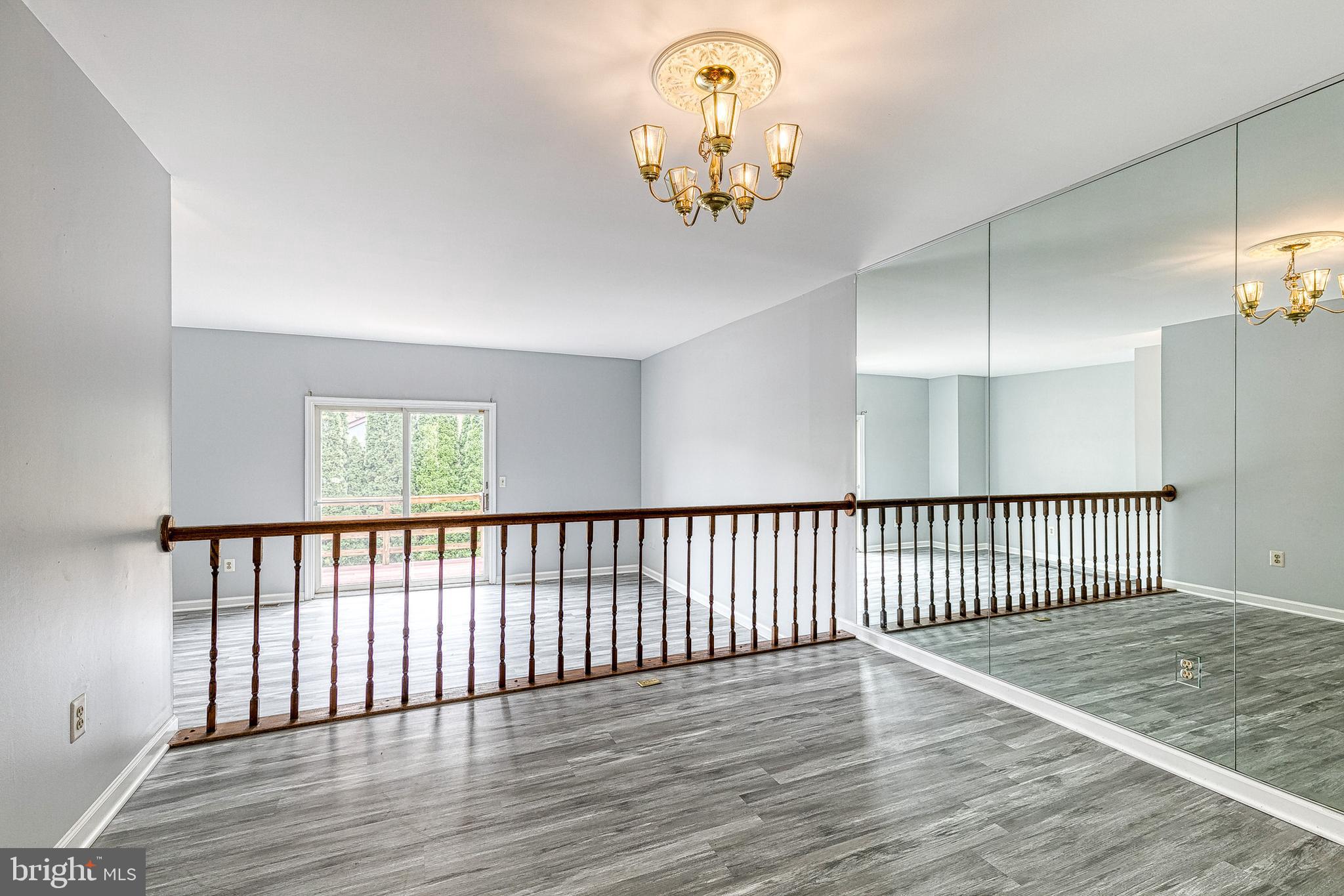 HUNTERS RUN - Residential Lease