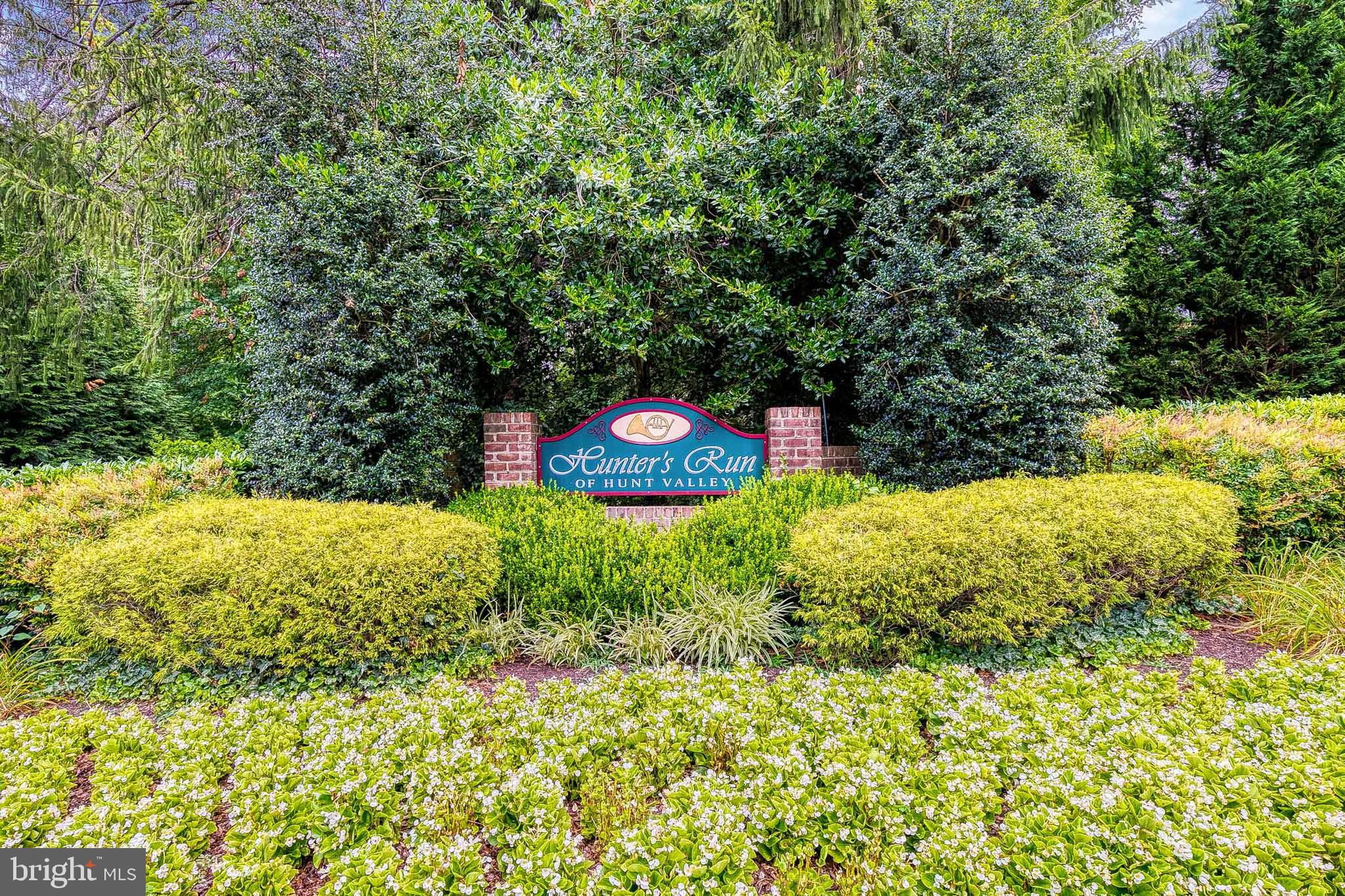 HUNTERS RUN - Residential Lease