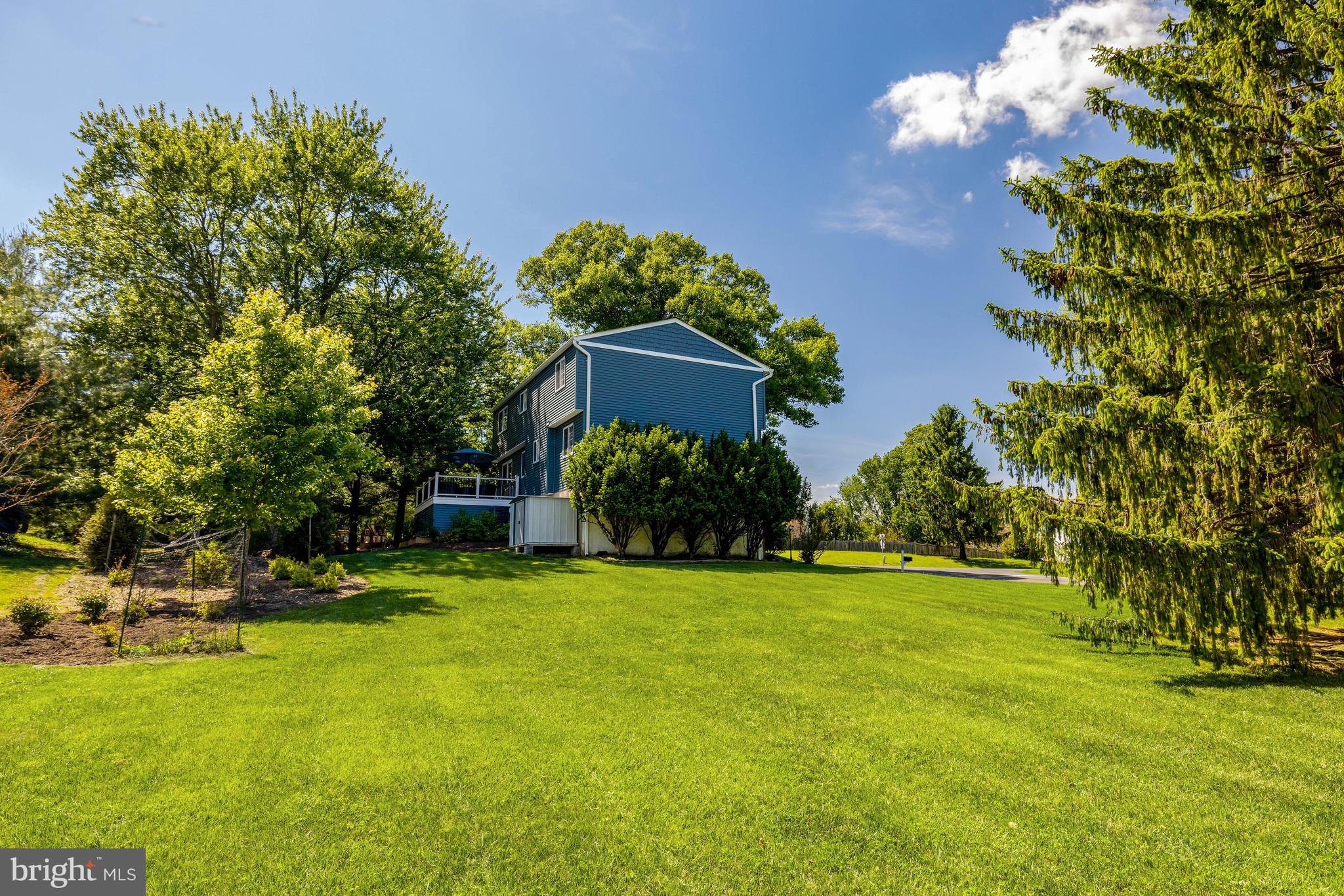 LEXINGTON ESTATES - Residential