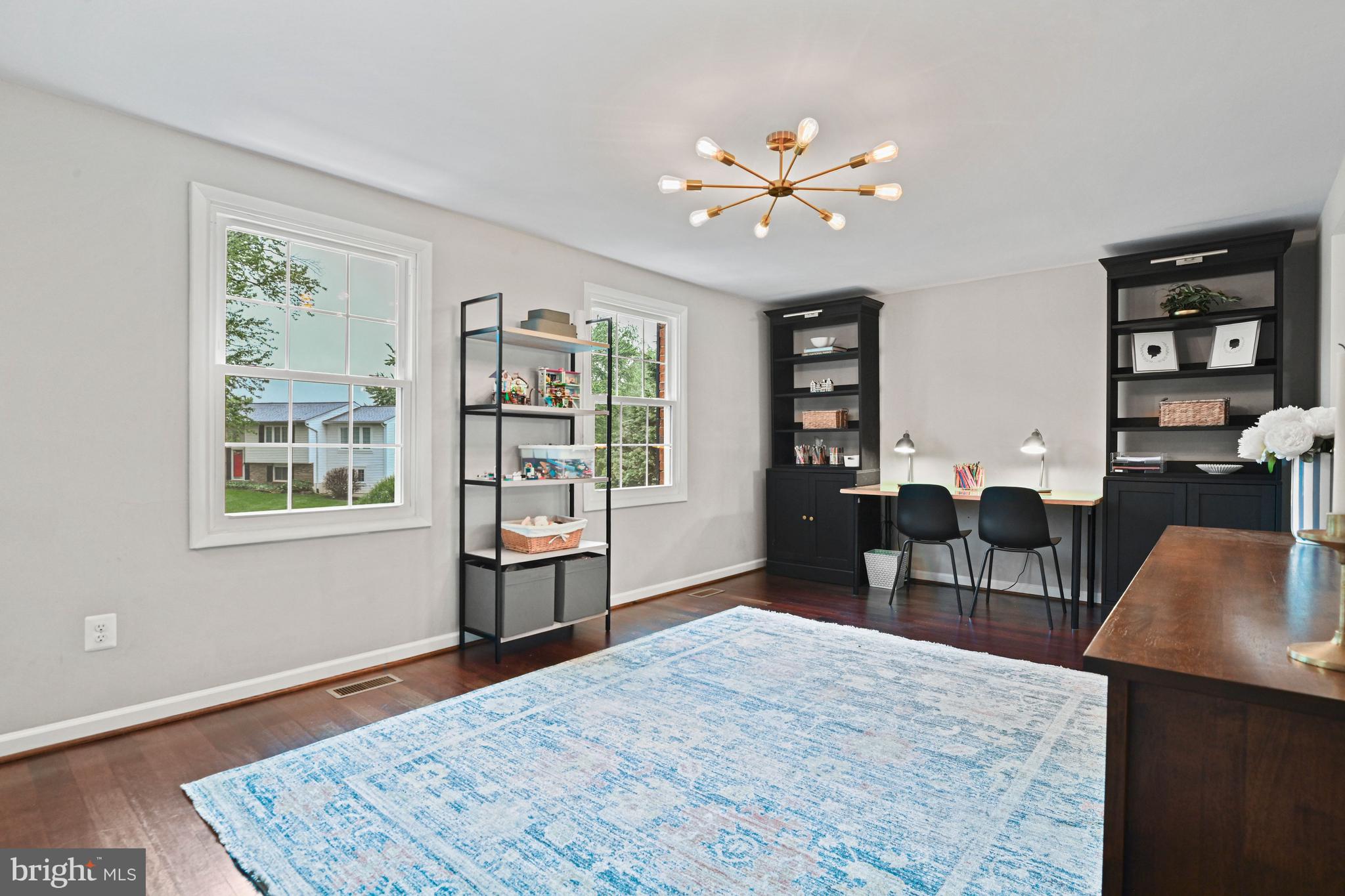 LEXINGTON ESTATES - Residential
