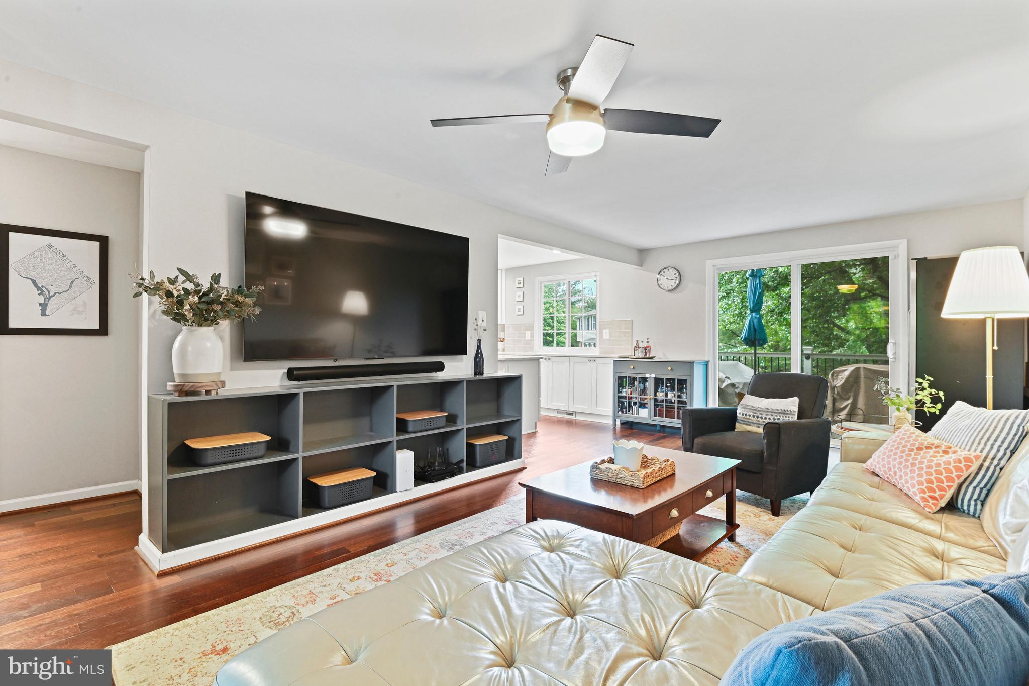 LEXINGTON ESTATES - Residential