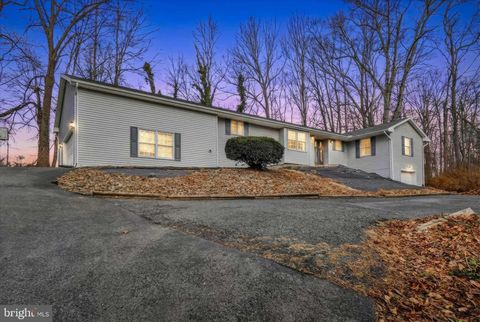 Photo of 92 Byron Nelson Circle, ETTERS, PA 17319 (MLS # PAYK2095806)