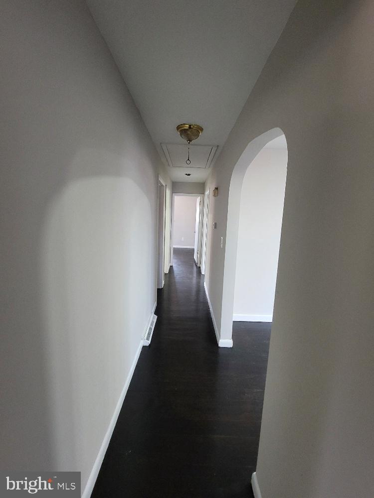 TAMMANY MANOR - Residential