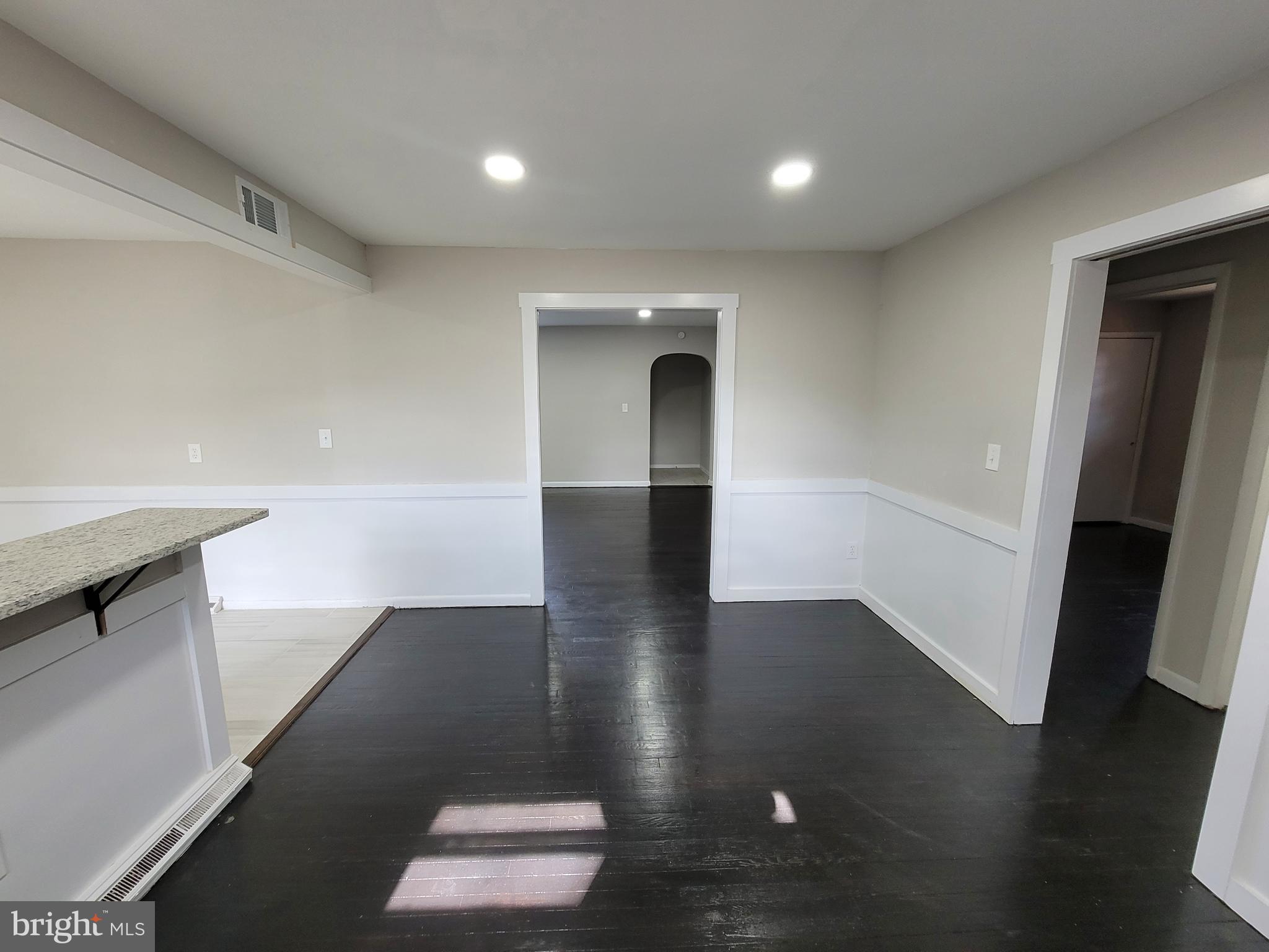 TAMMANY MANOR - Residential