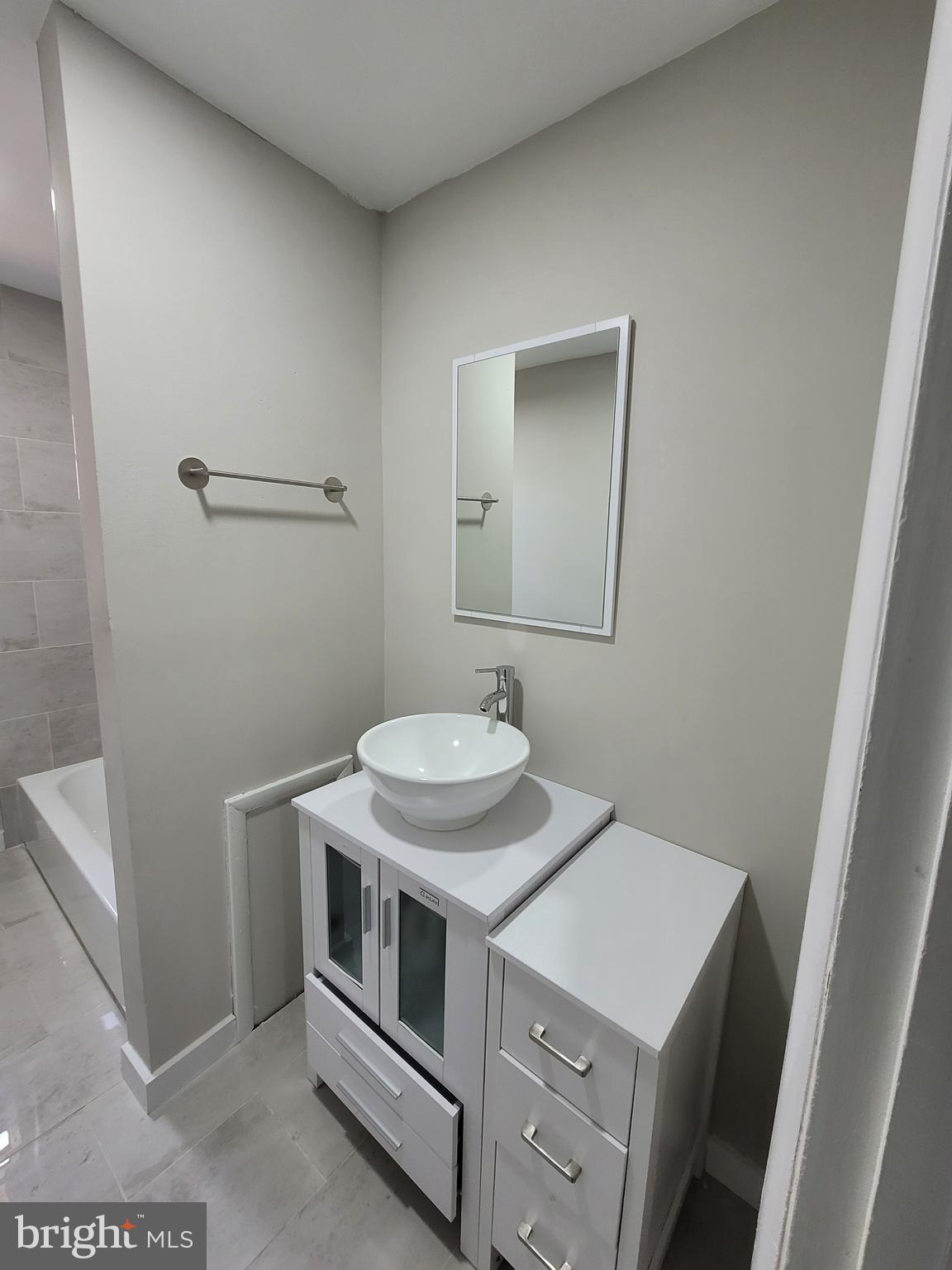 TAMMANY MANOR - Residential