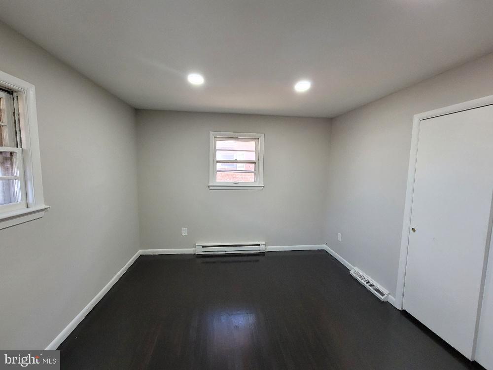 TAMMANY MANOR - Residential