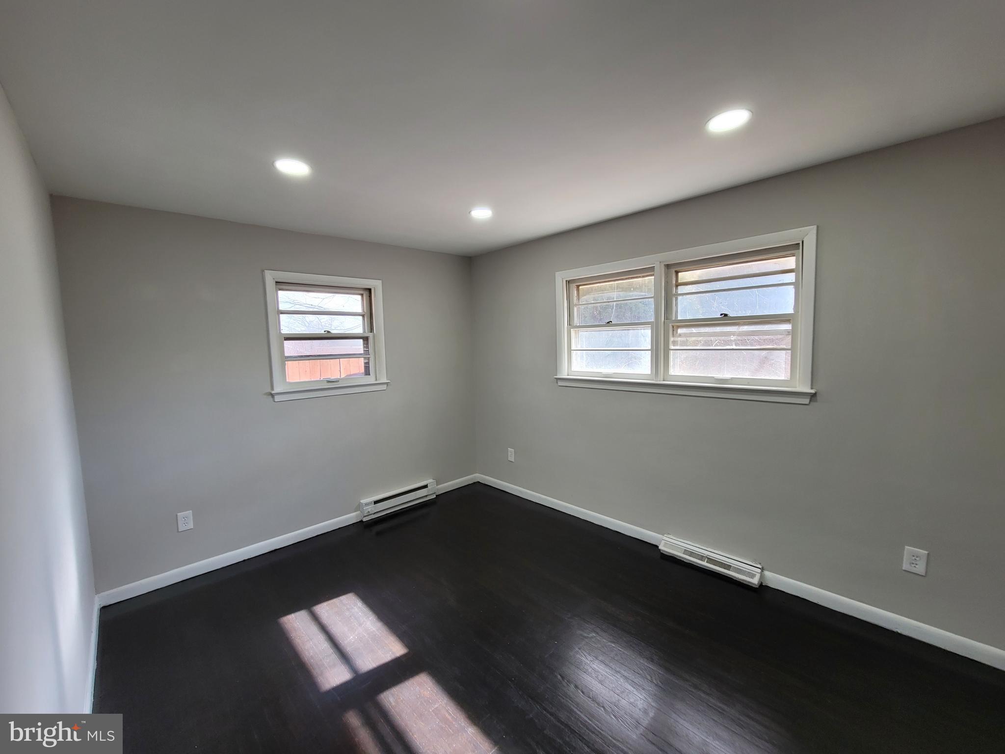 TAMMANY MANOR - Residential