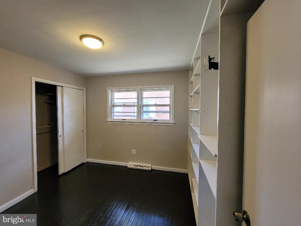 TAMMANY MANOR - Residential