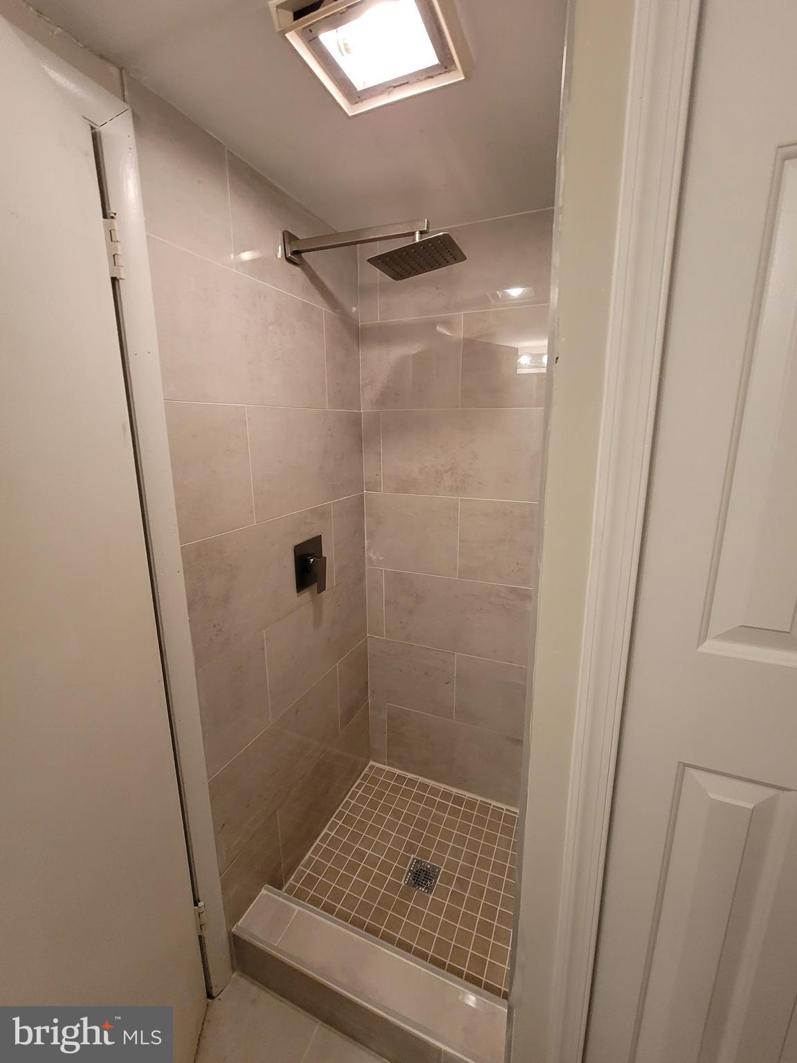 TAMMANY MANOR - Residential