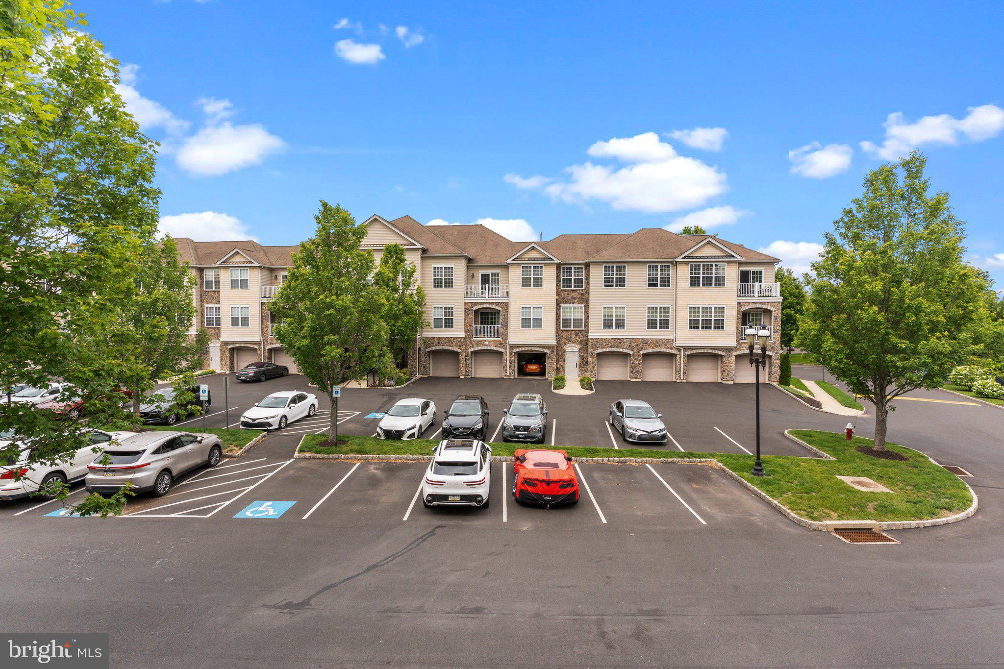 4208 KNOX COURT 4208