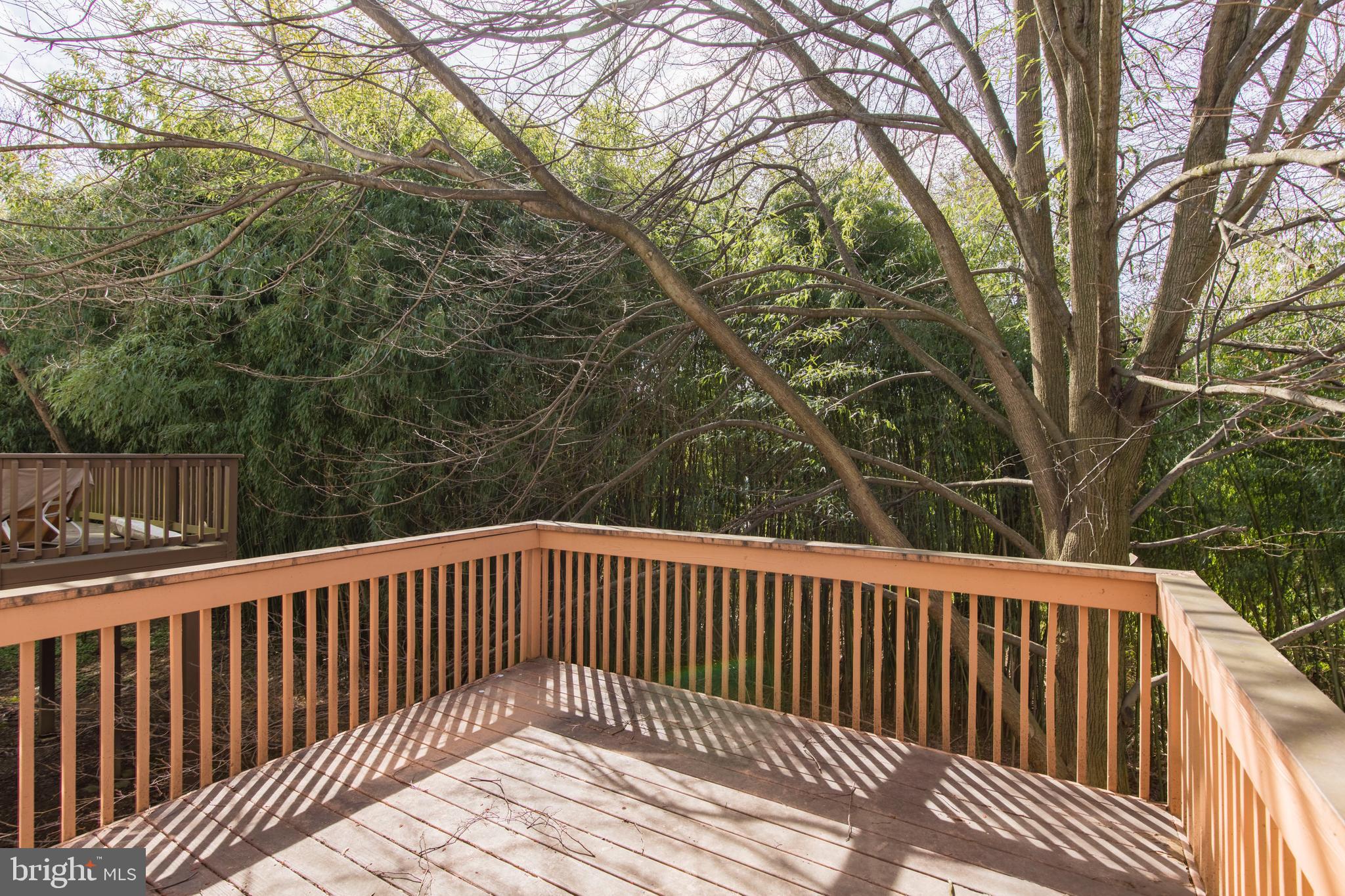 STOTESBURY TWHSE - Residential