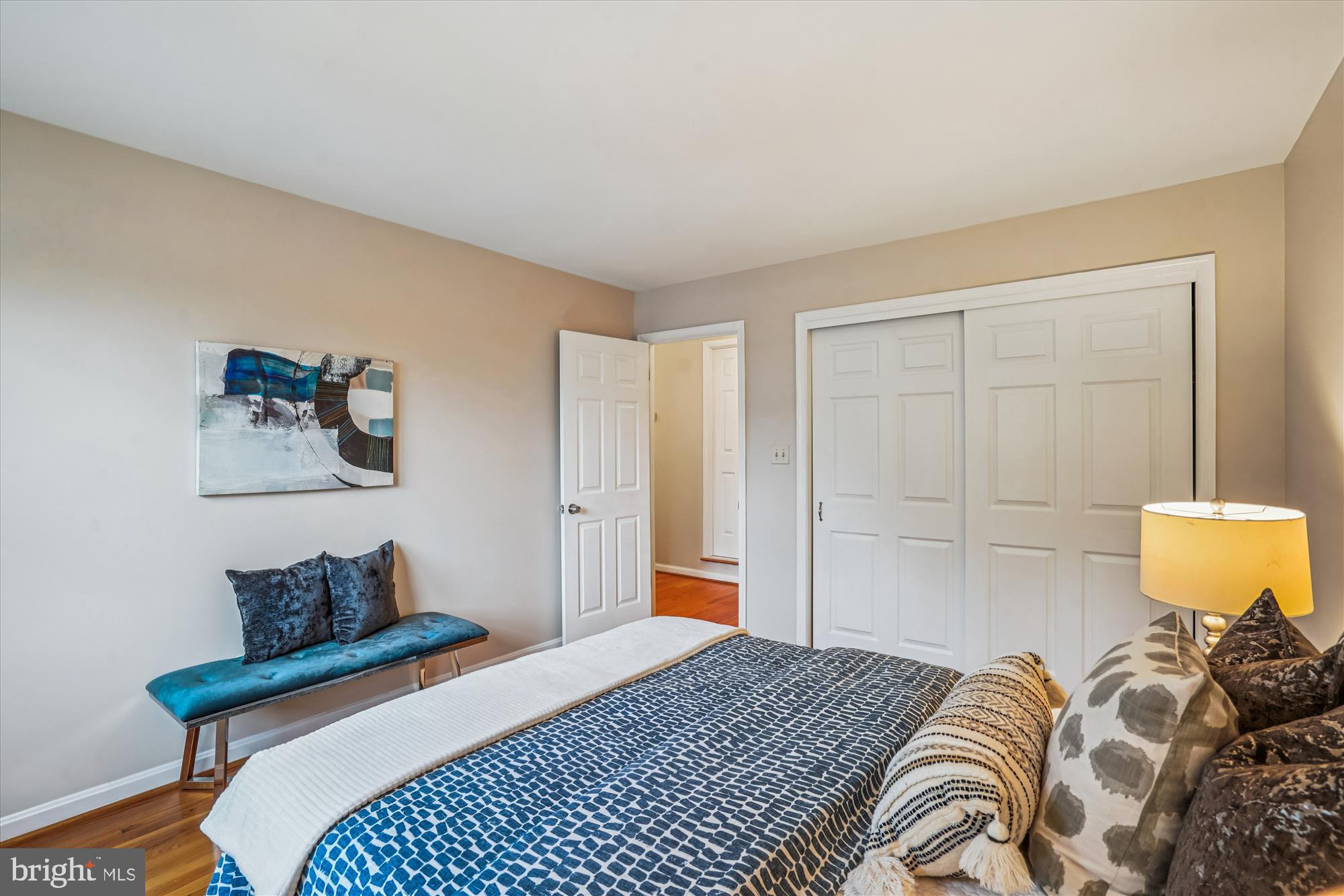 NORTH BARCROFT - Residential