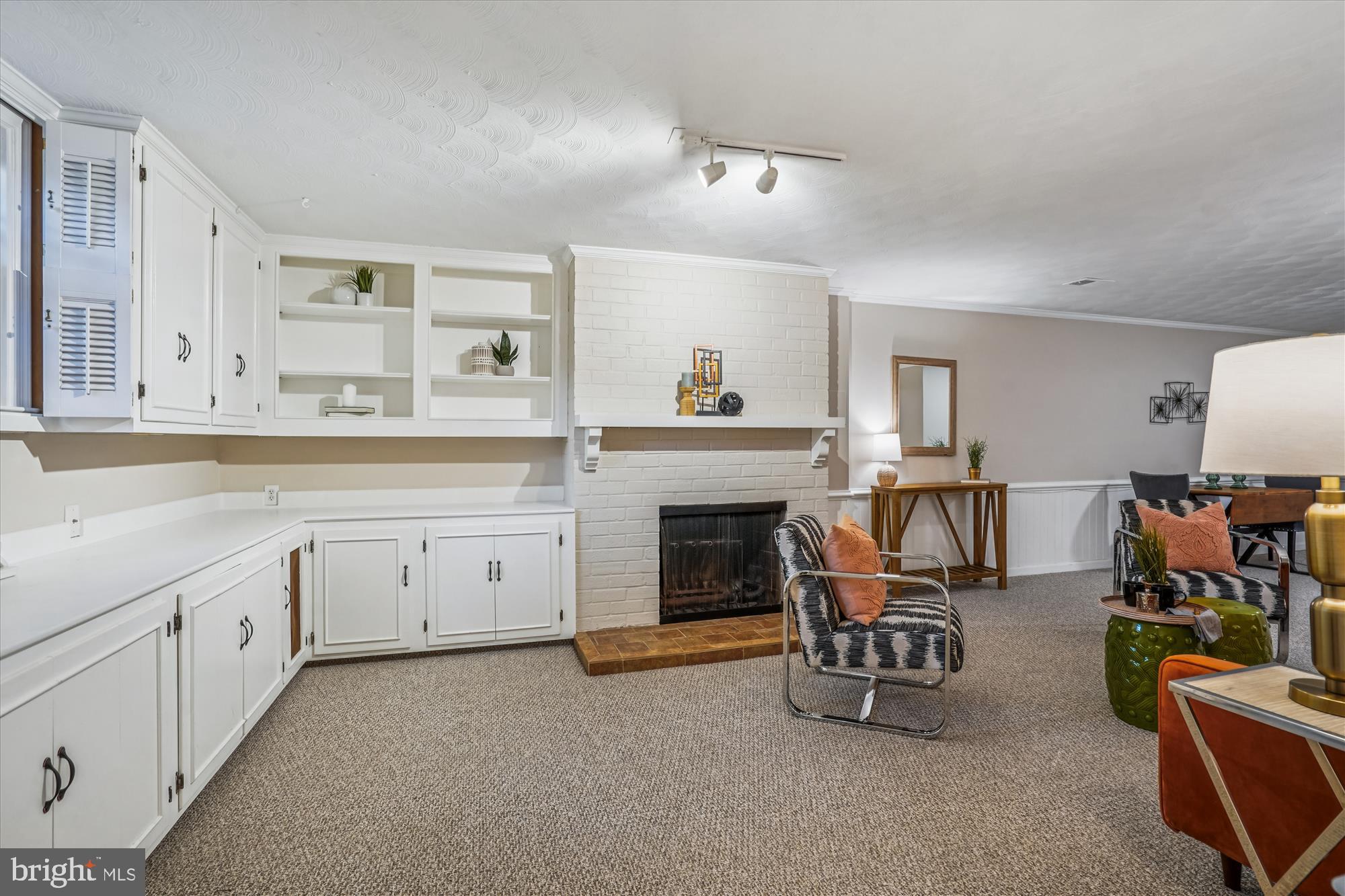 NORTH BARCROFT - Residential