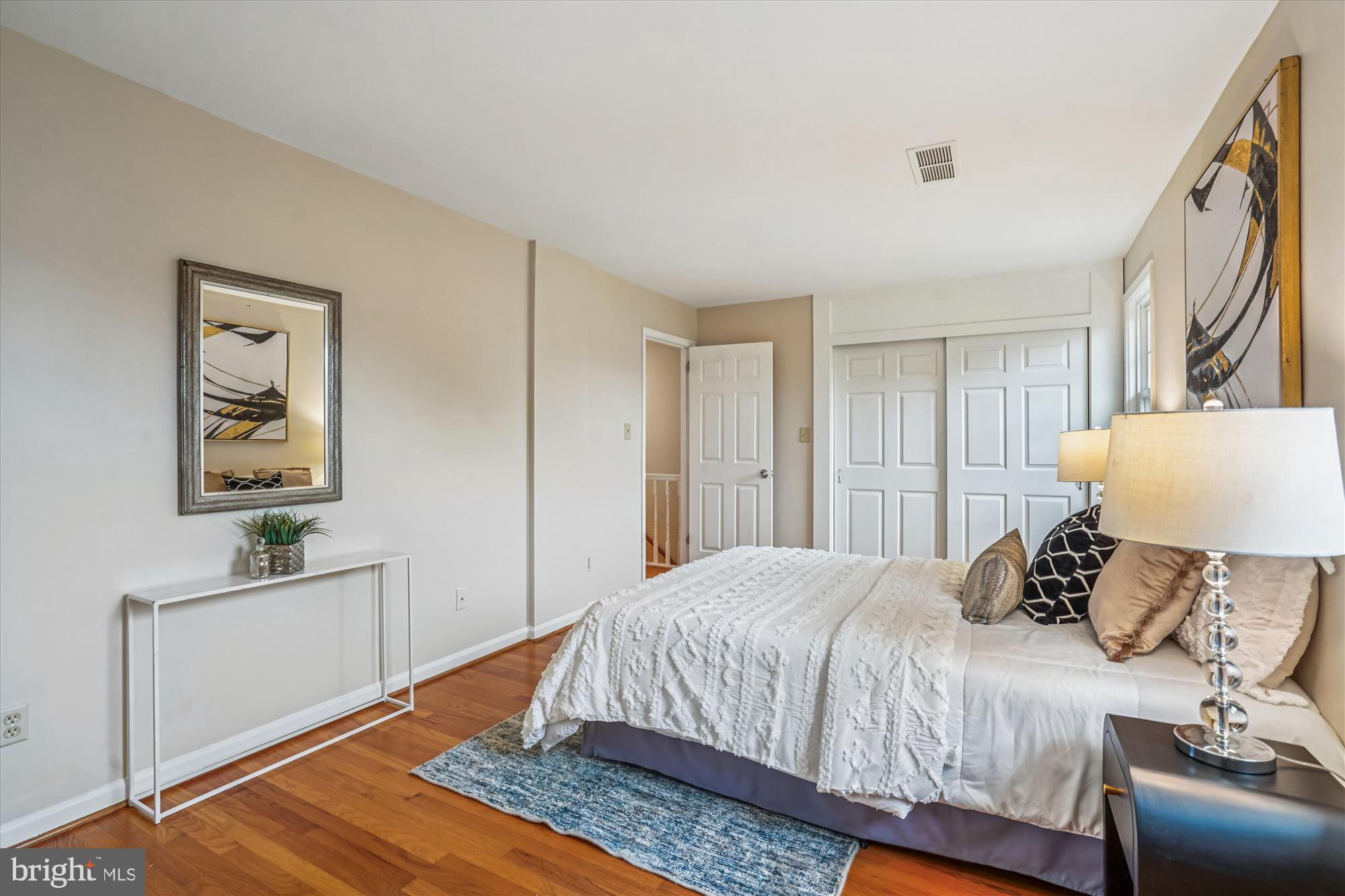 NORTH BARCROFT - Residential