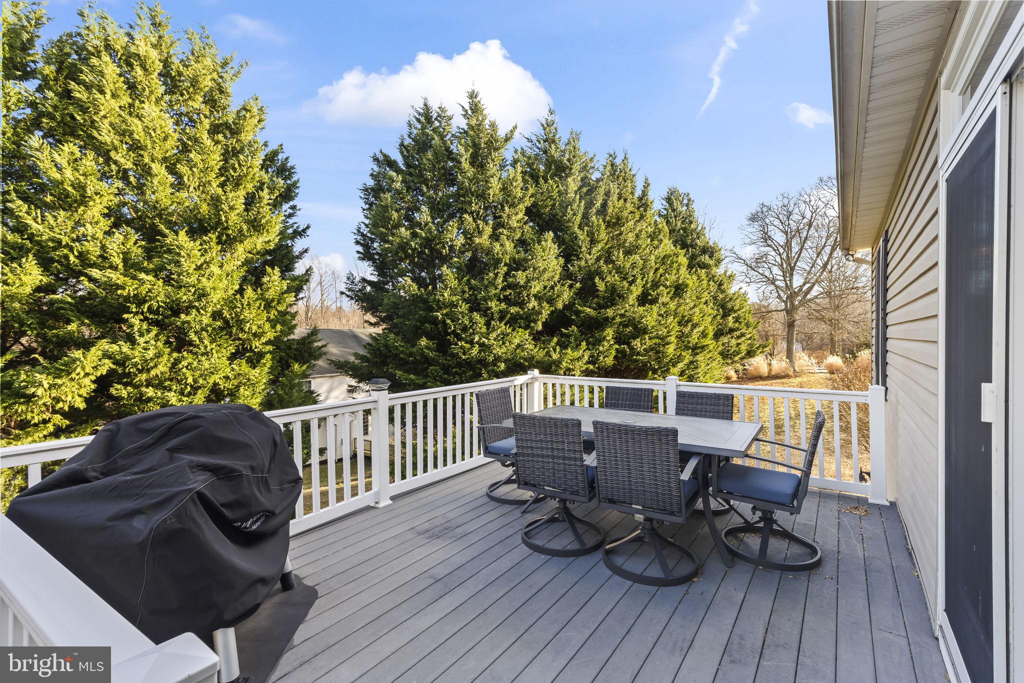 FOX FIELD - Residential