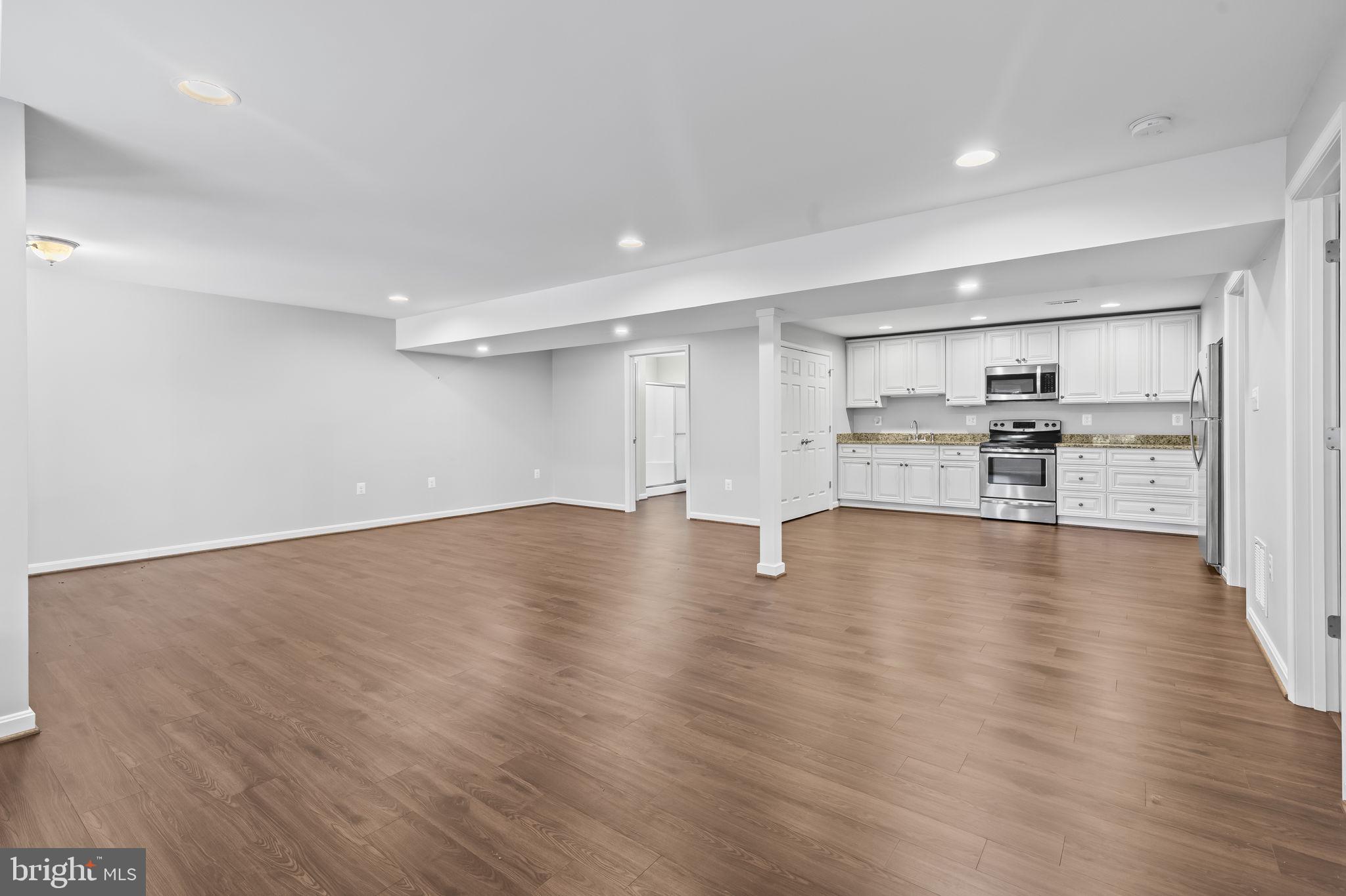 FOX FIELD - Residential