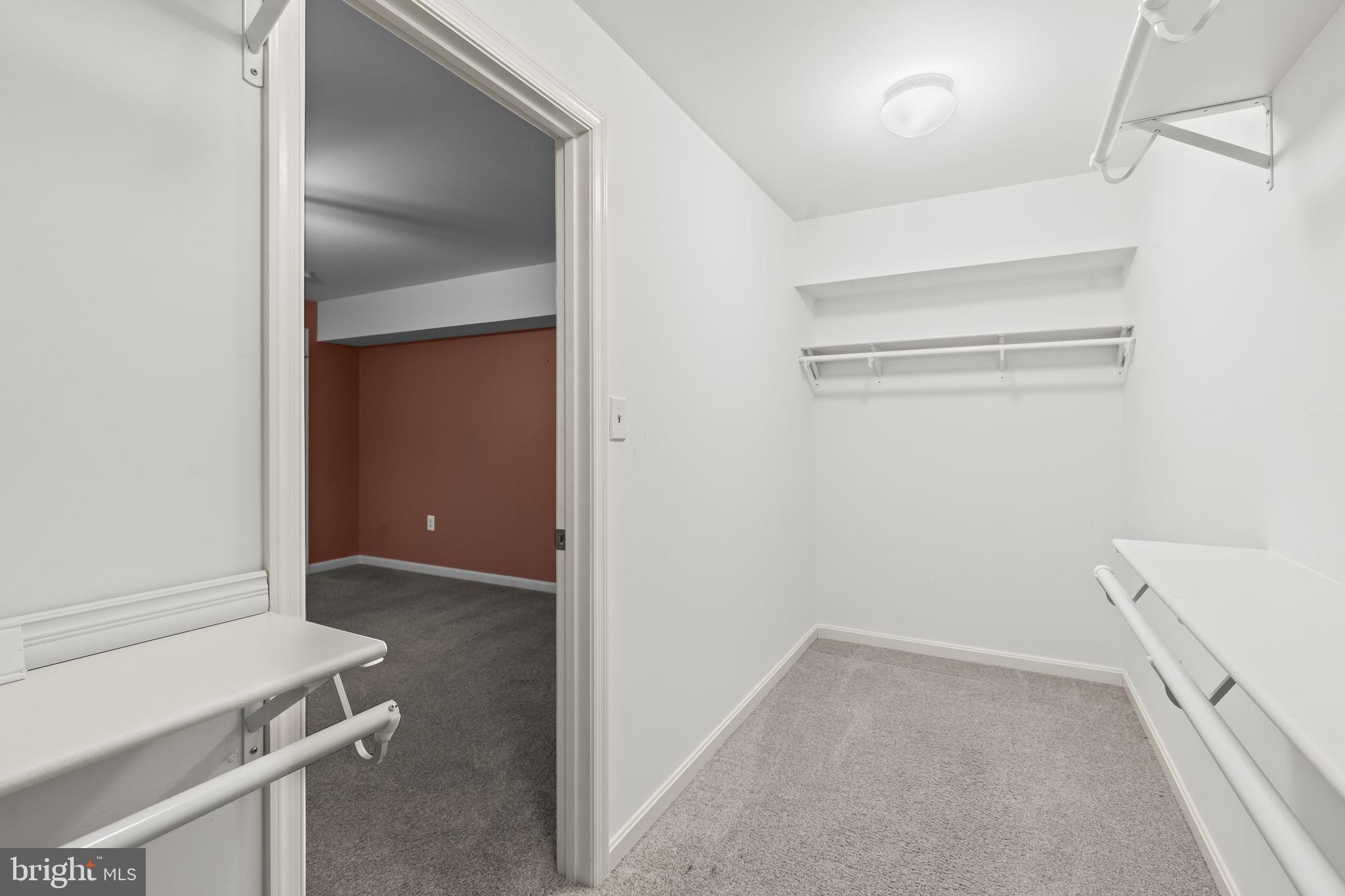 FOX FIELD - Residential