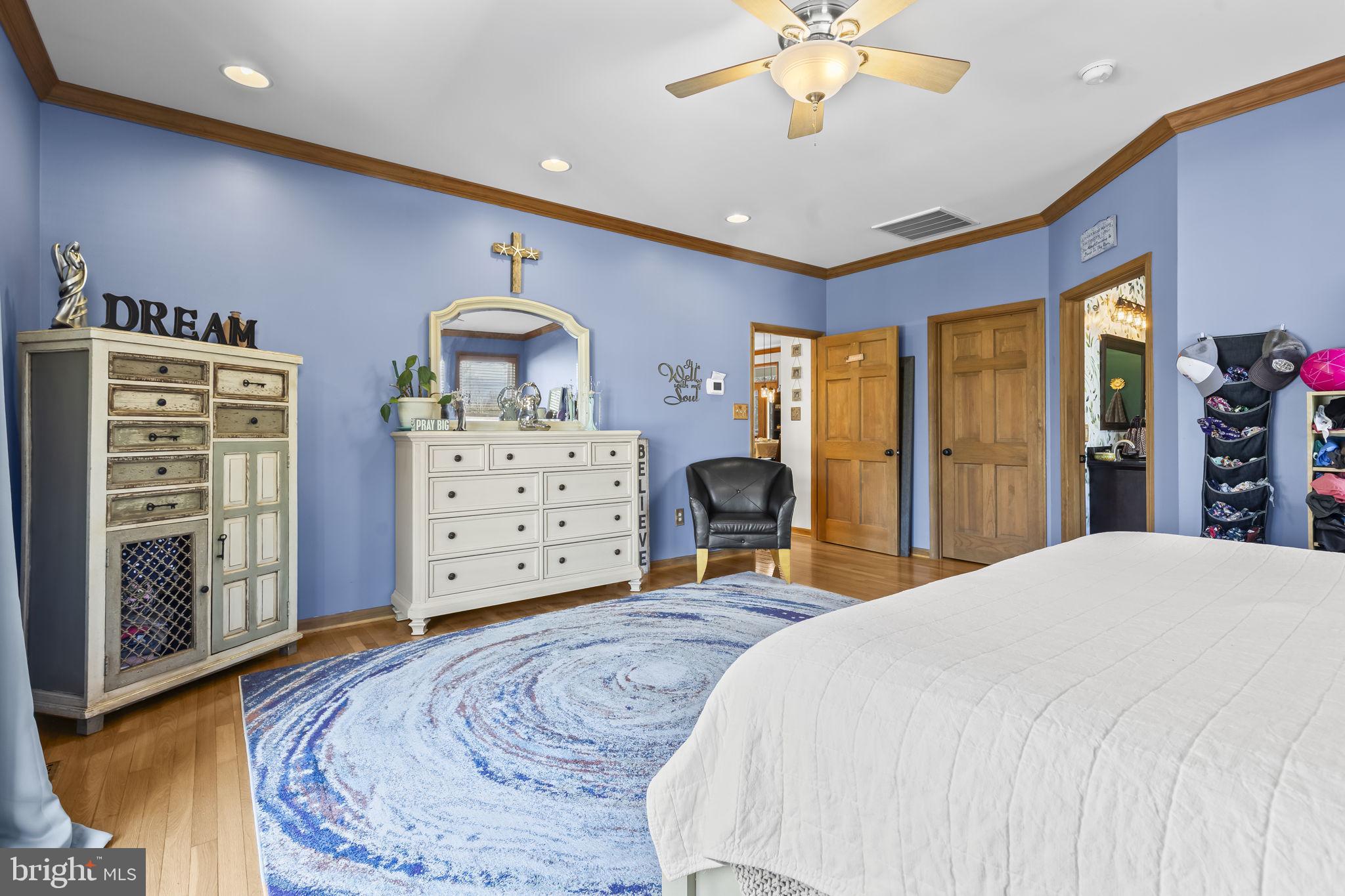 FOX FIELD - Residential