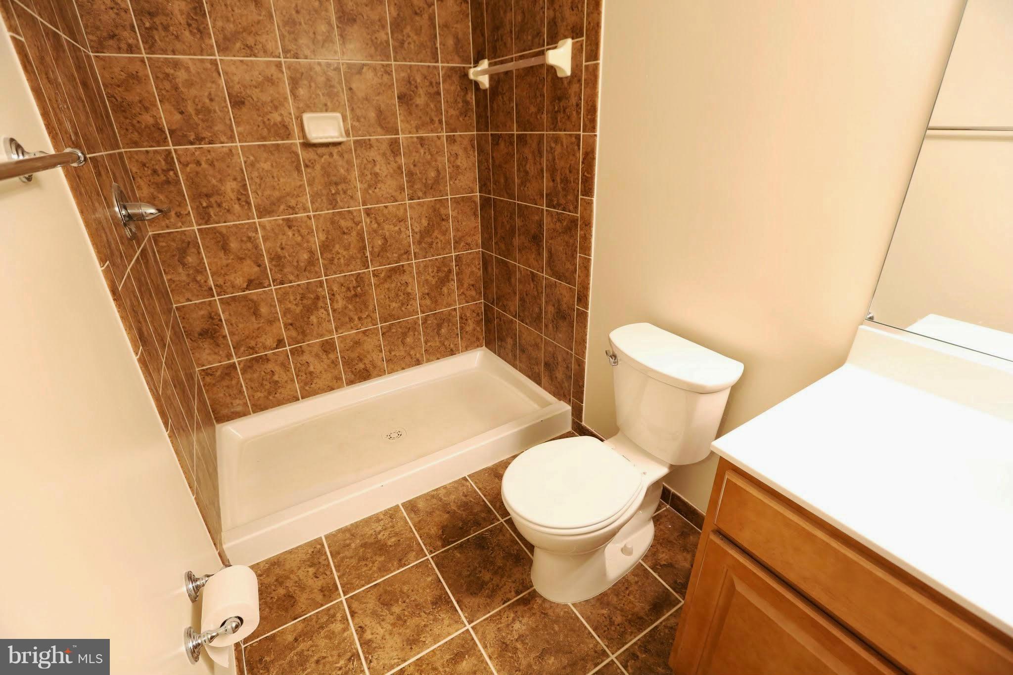 ROXBORO - Residential Lease