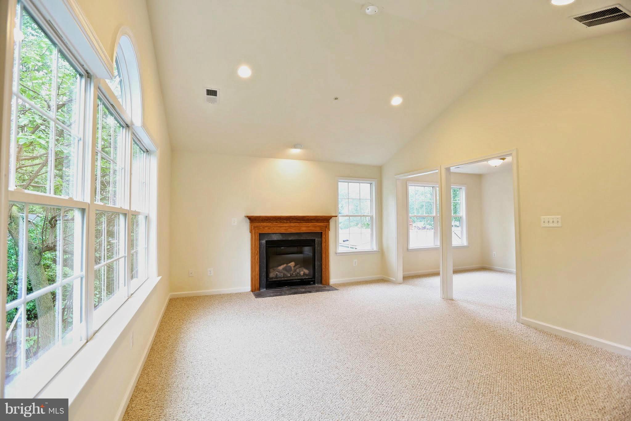 ROXBORO - Residential Lease