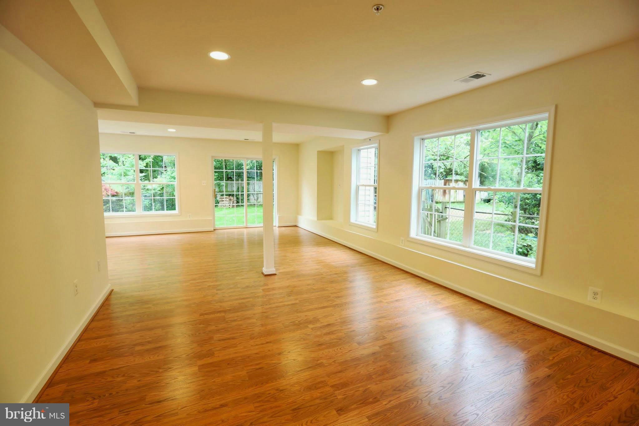 ROXBORO - Residential Lease