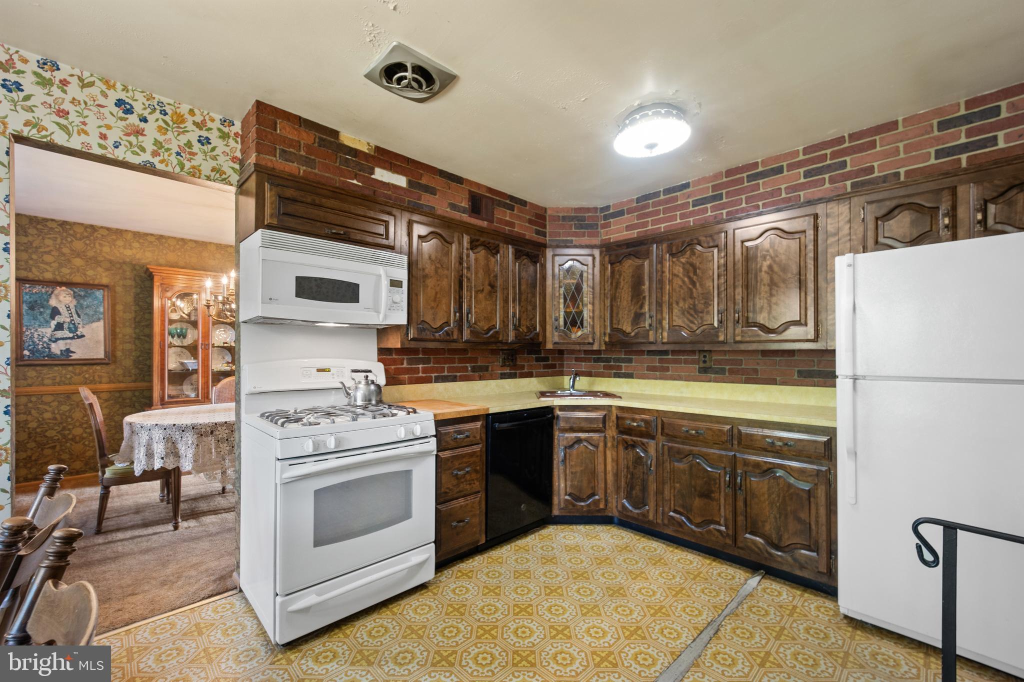 BUSTLETON - Residential