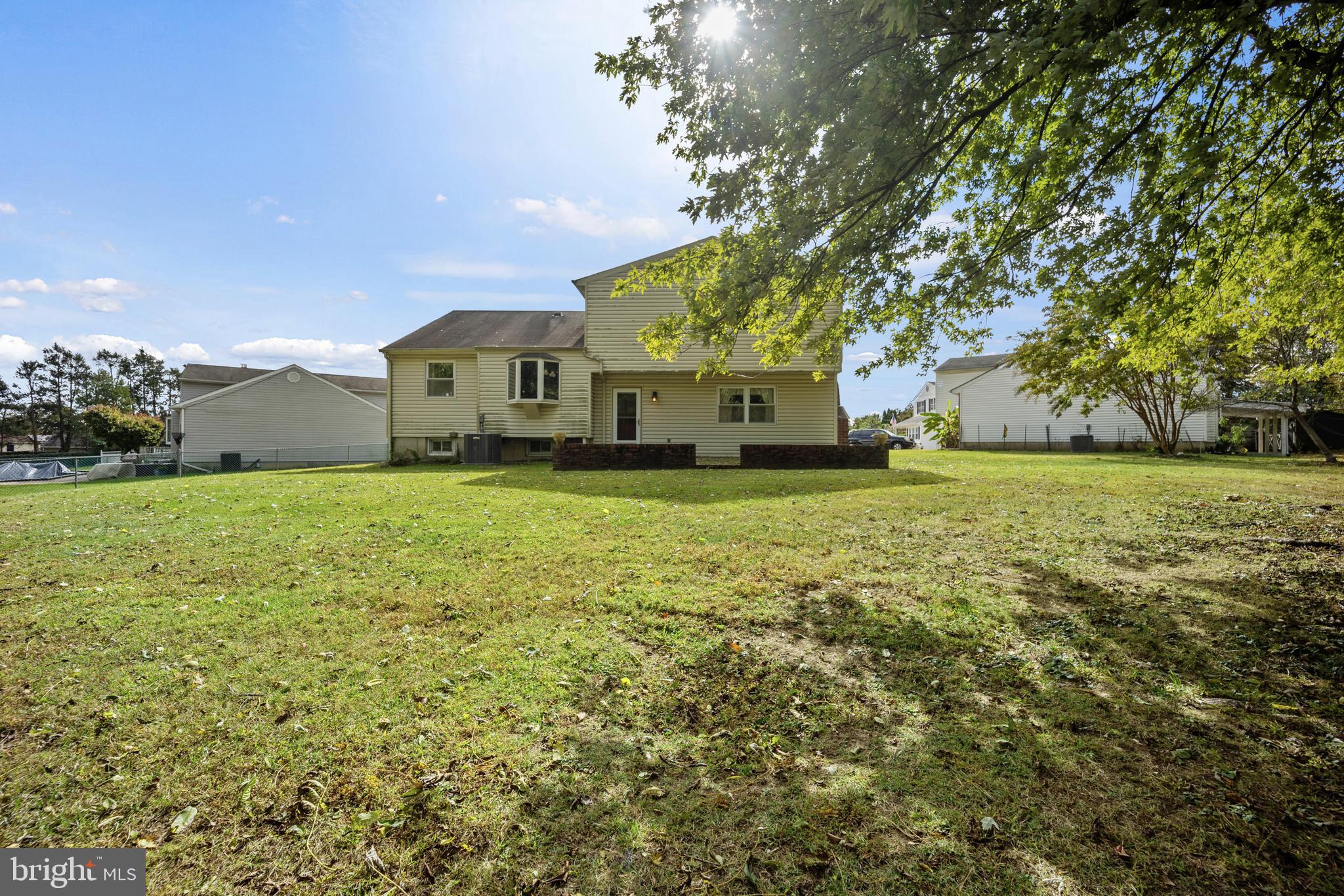 BUSTLETON - Residential