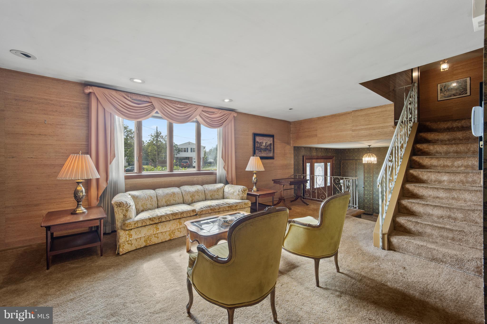 BUSTLETON - Residential