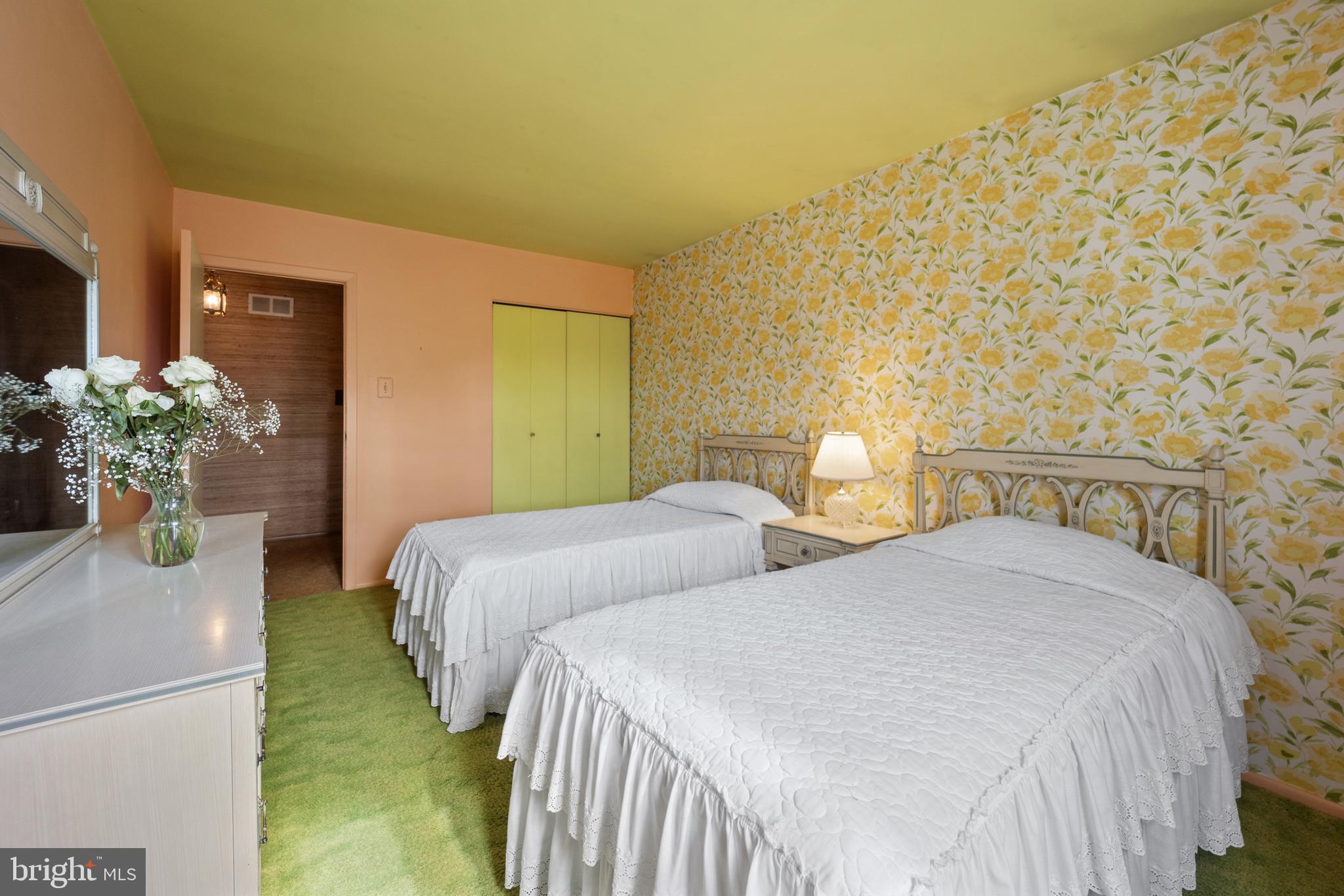 BUSTLETON - Residential