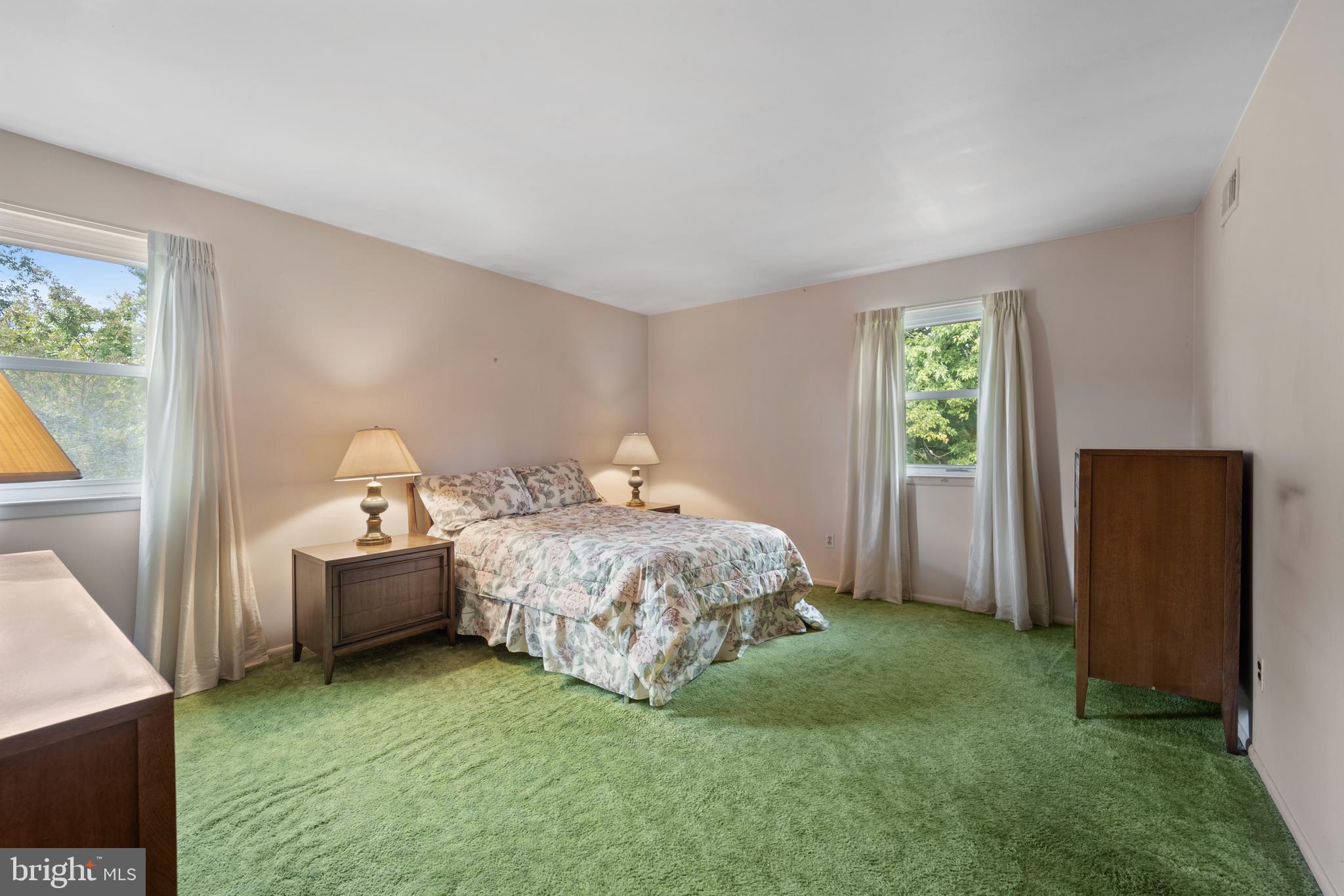 BUSTLETON - Residential