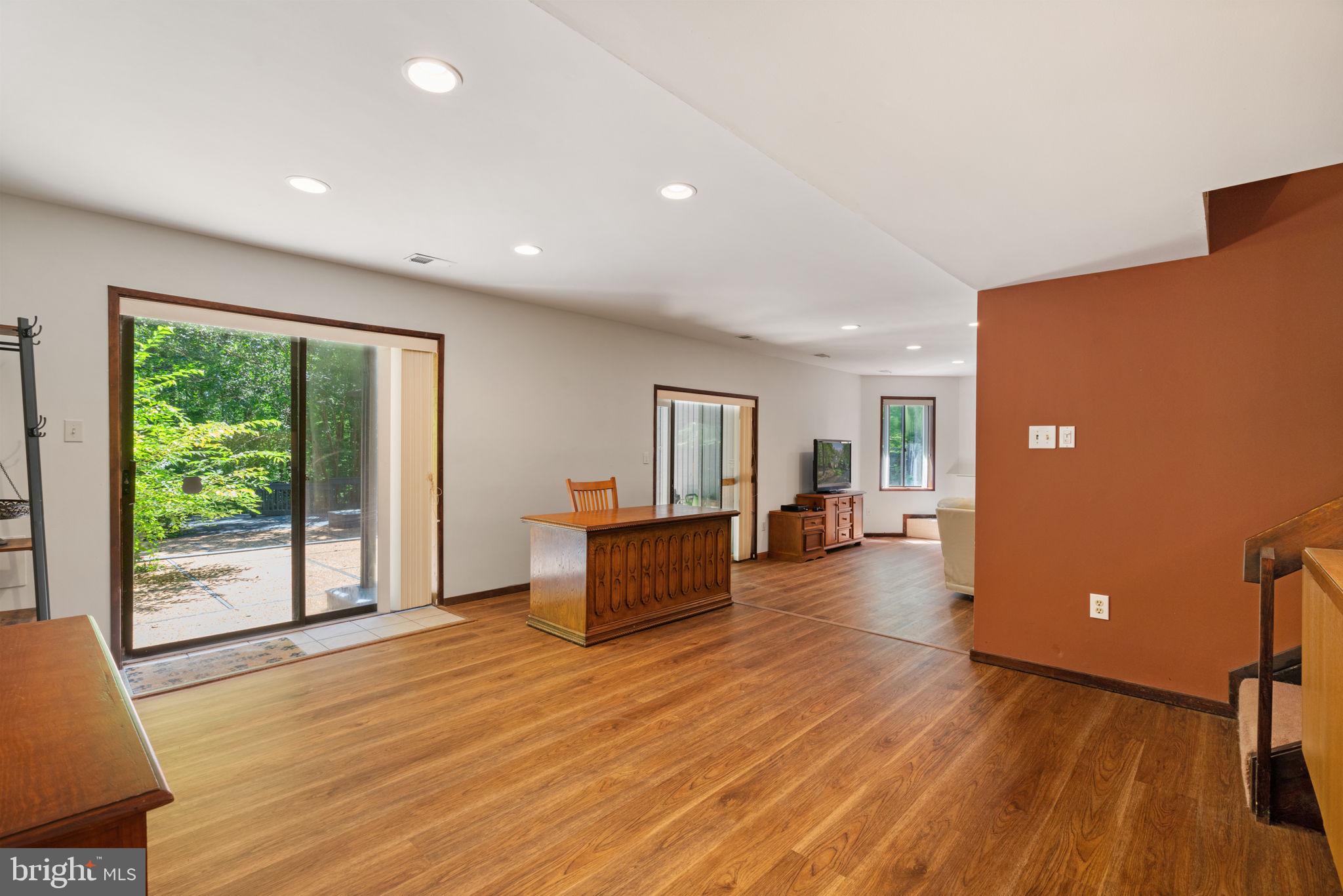 OCCOQUAN FOREST - Residential