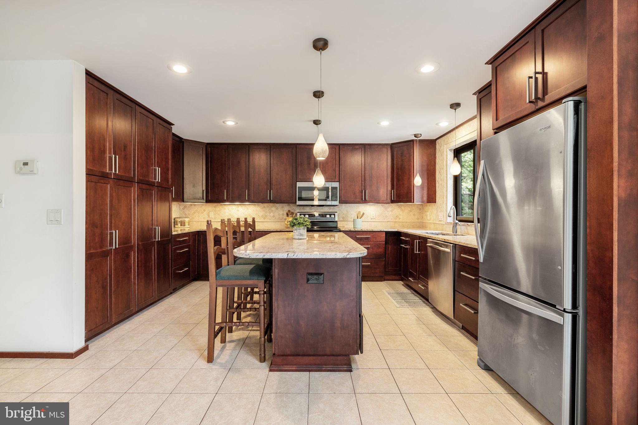 OCCOQUAN FOREST - Residential