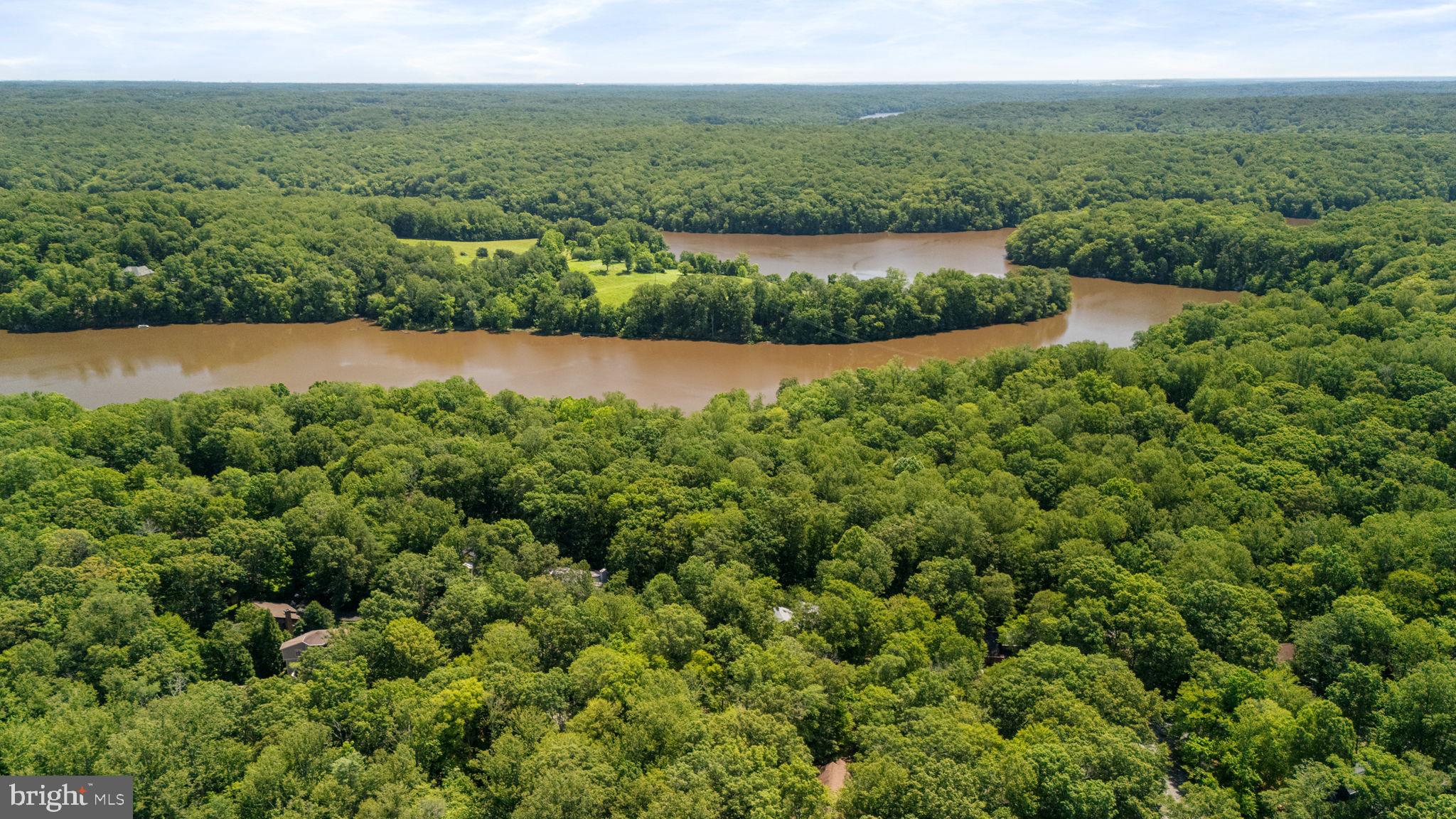 OCCOQUAN FOREST - Residential