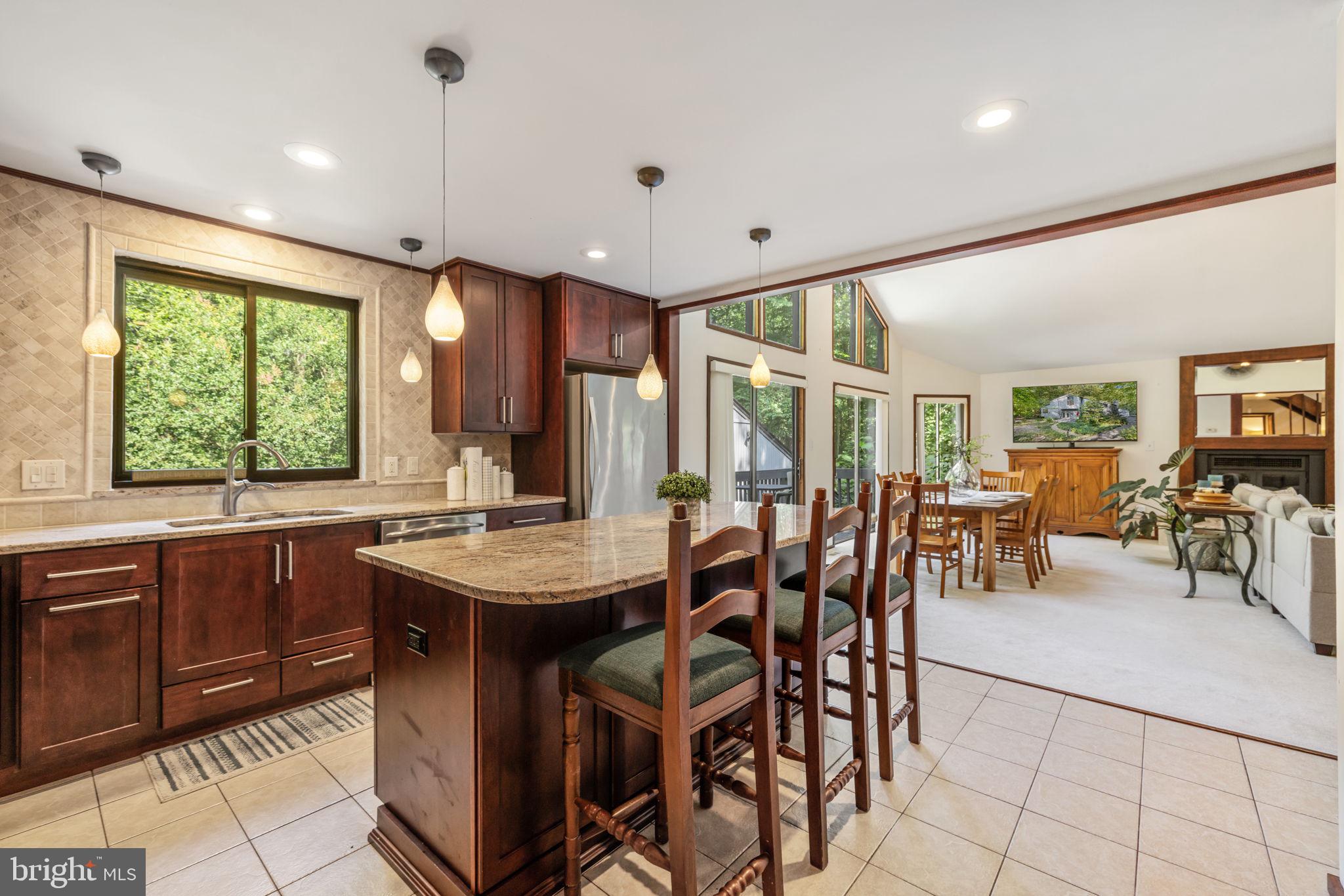 OCCOQUAN FOREST - Residential