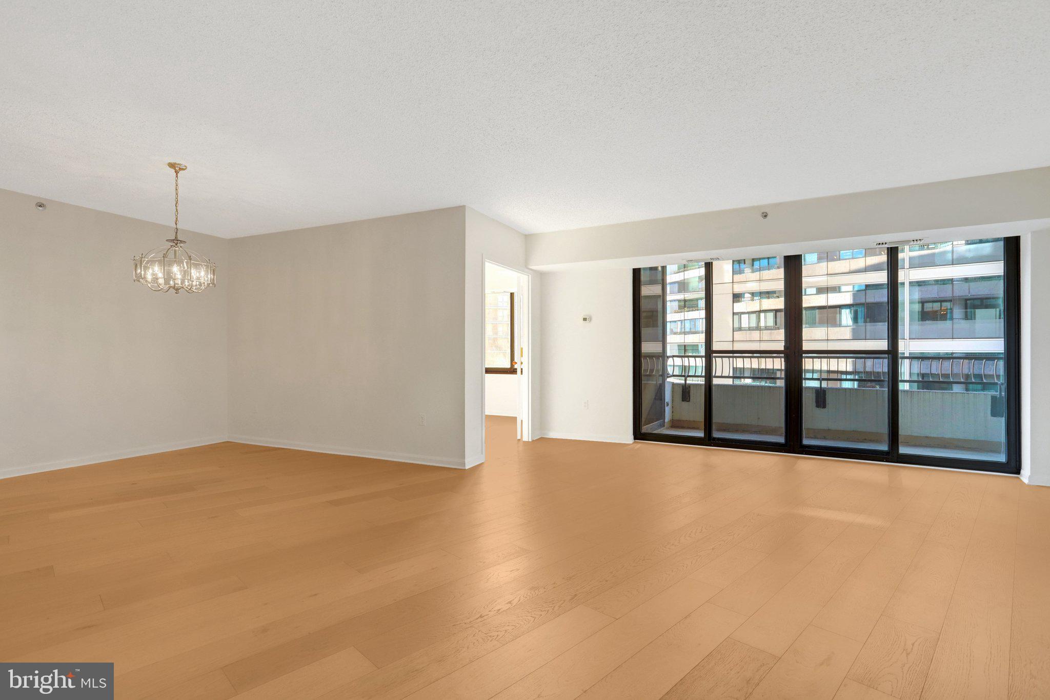 CRYSTAL GATEWAY - Residential