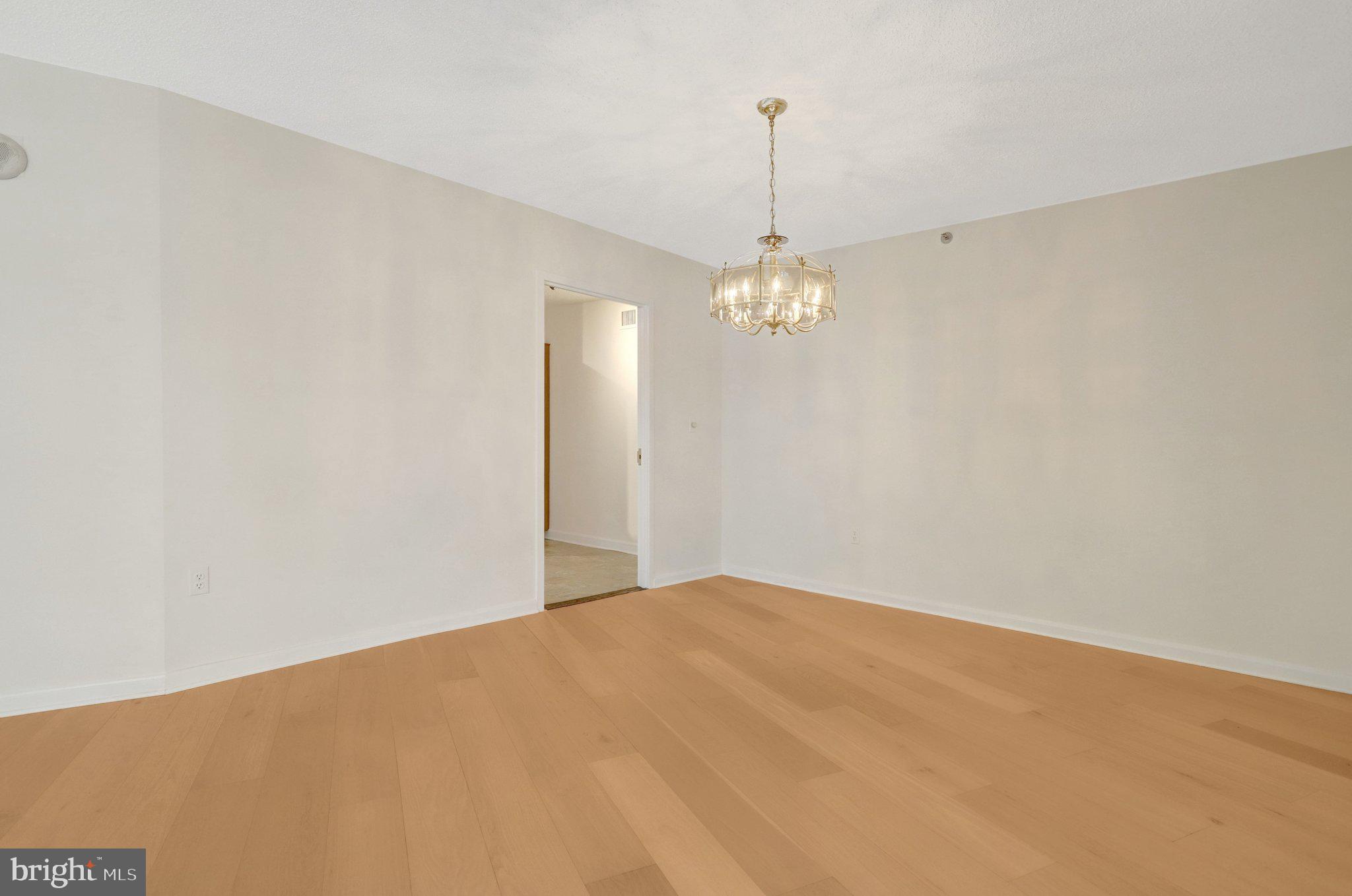 CRYSTAL GATEWAY - Residential