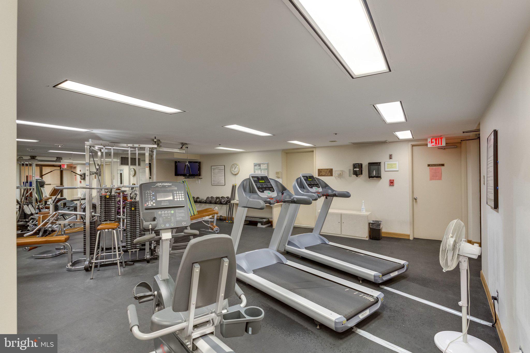 CRYSTAL GATEWAY - Residential