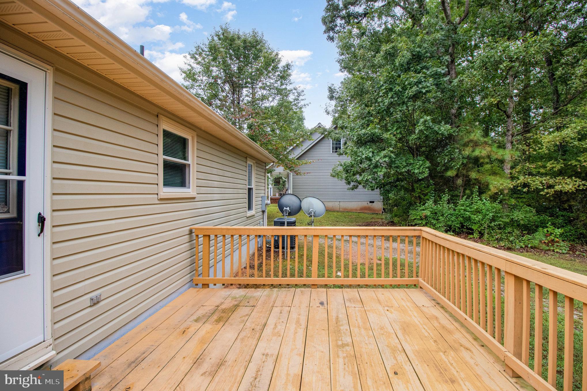 LAKE LAND OR - Residential