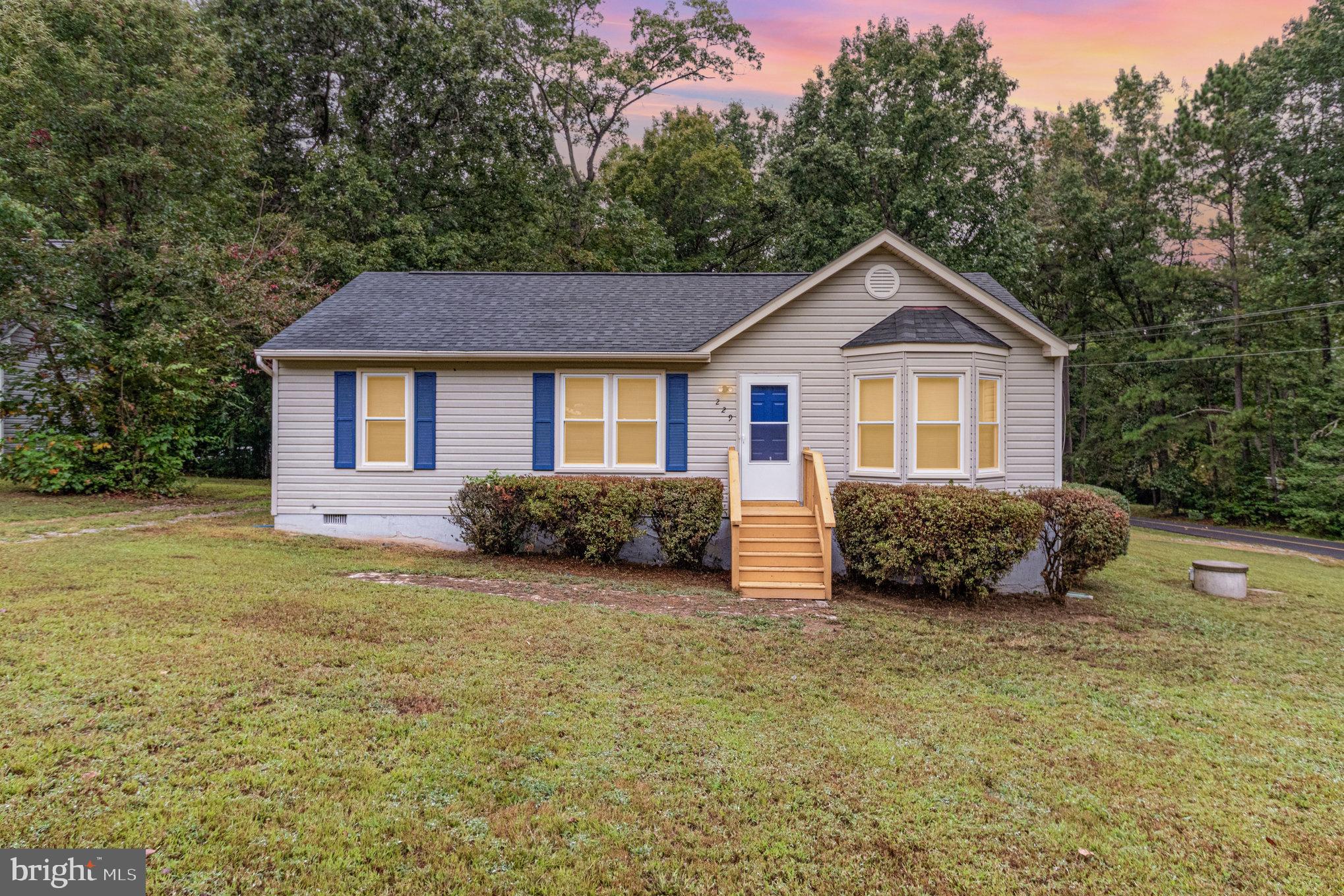 LAKE LAND OR - Residential