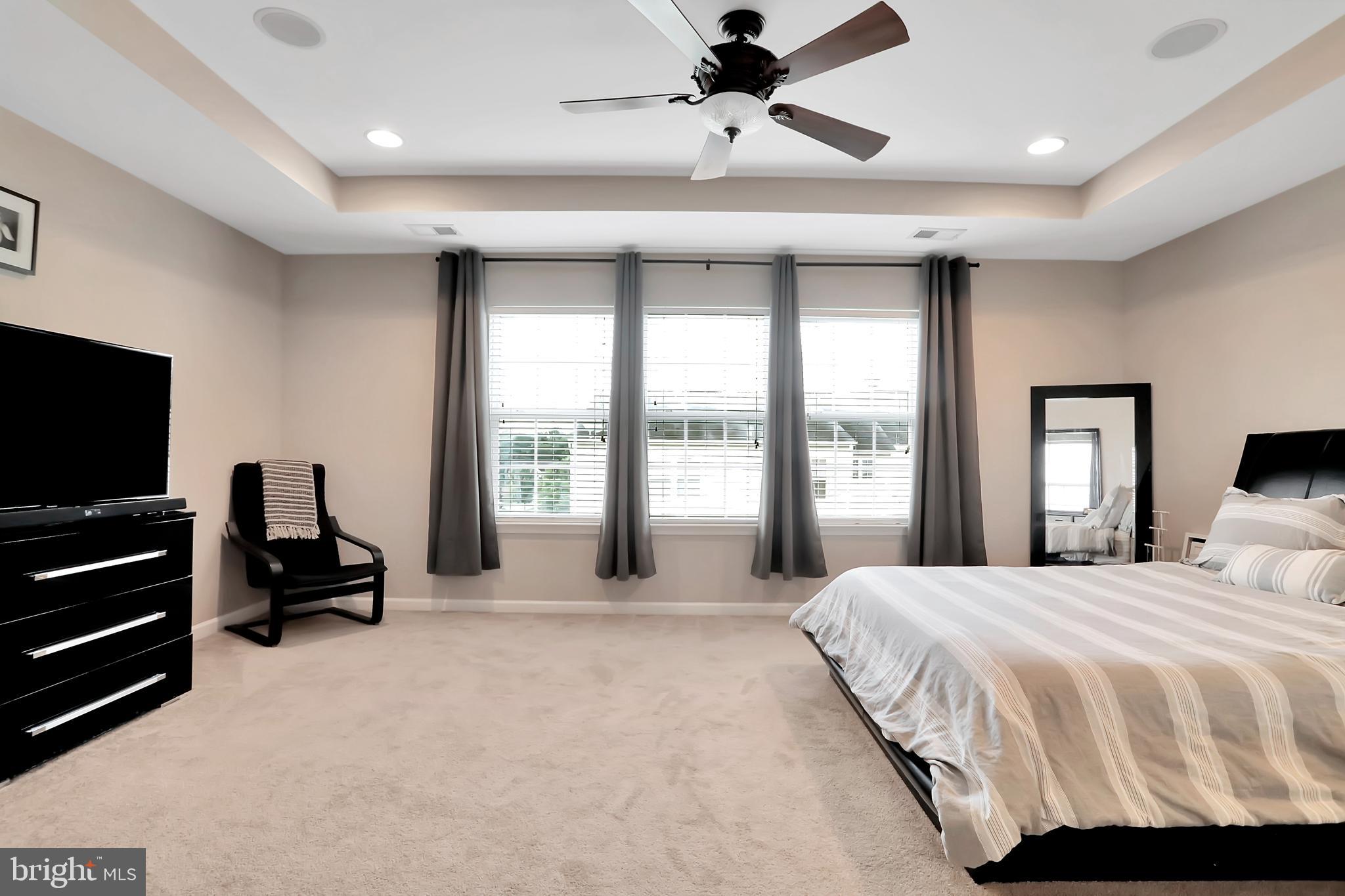 RIVERSIDE VILLAGES - Residential