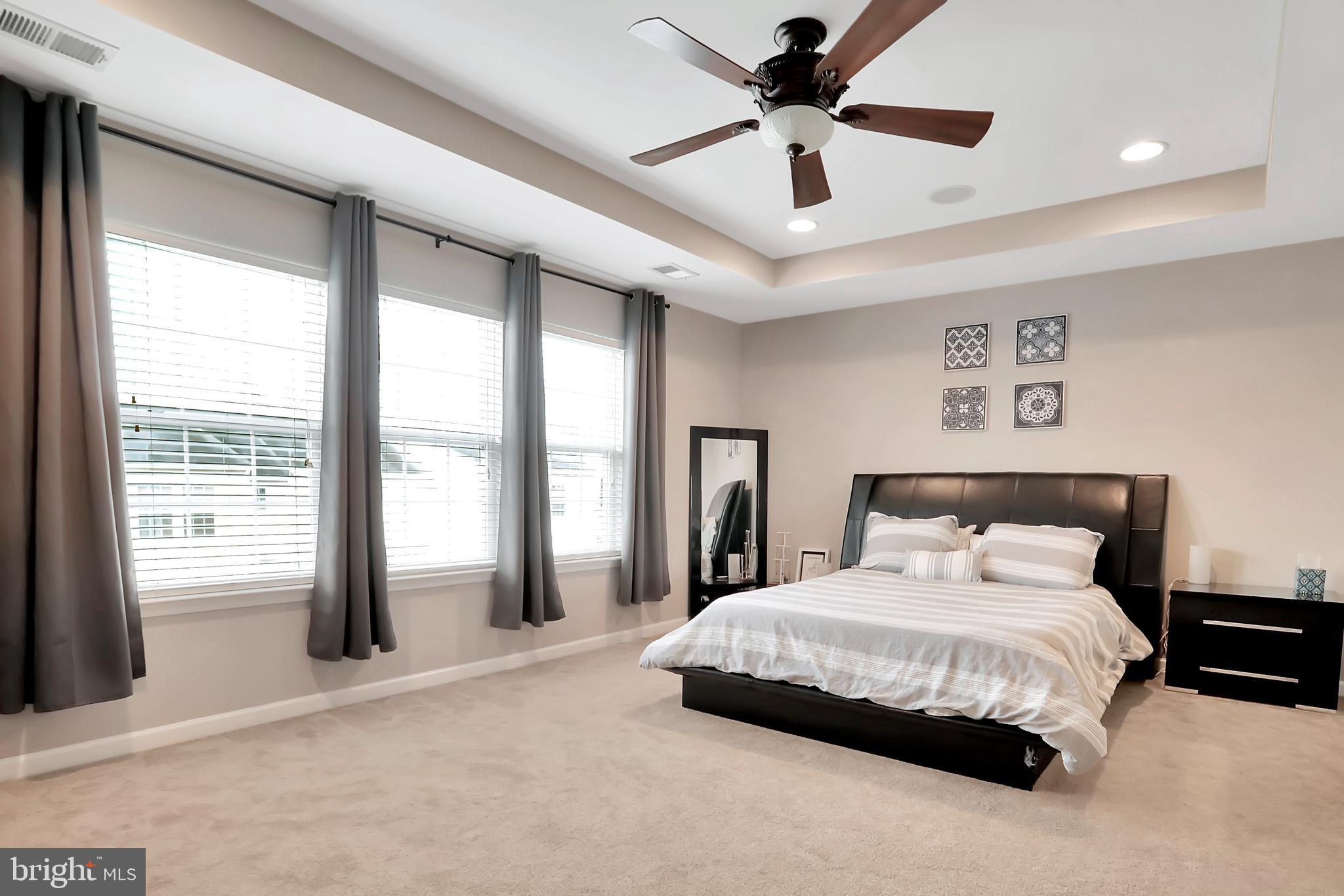 RIVERSIDE VILLAGES - Residential