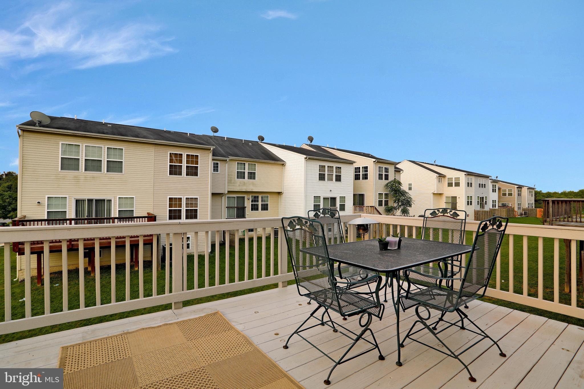 RIVERSIDE VILLAGES - Residential