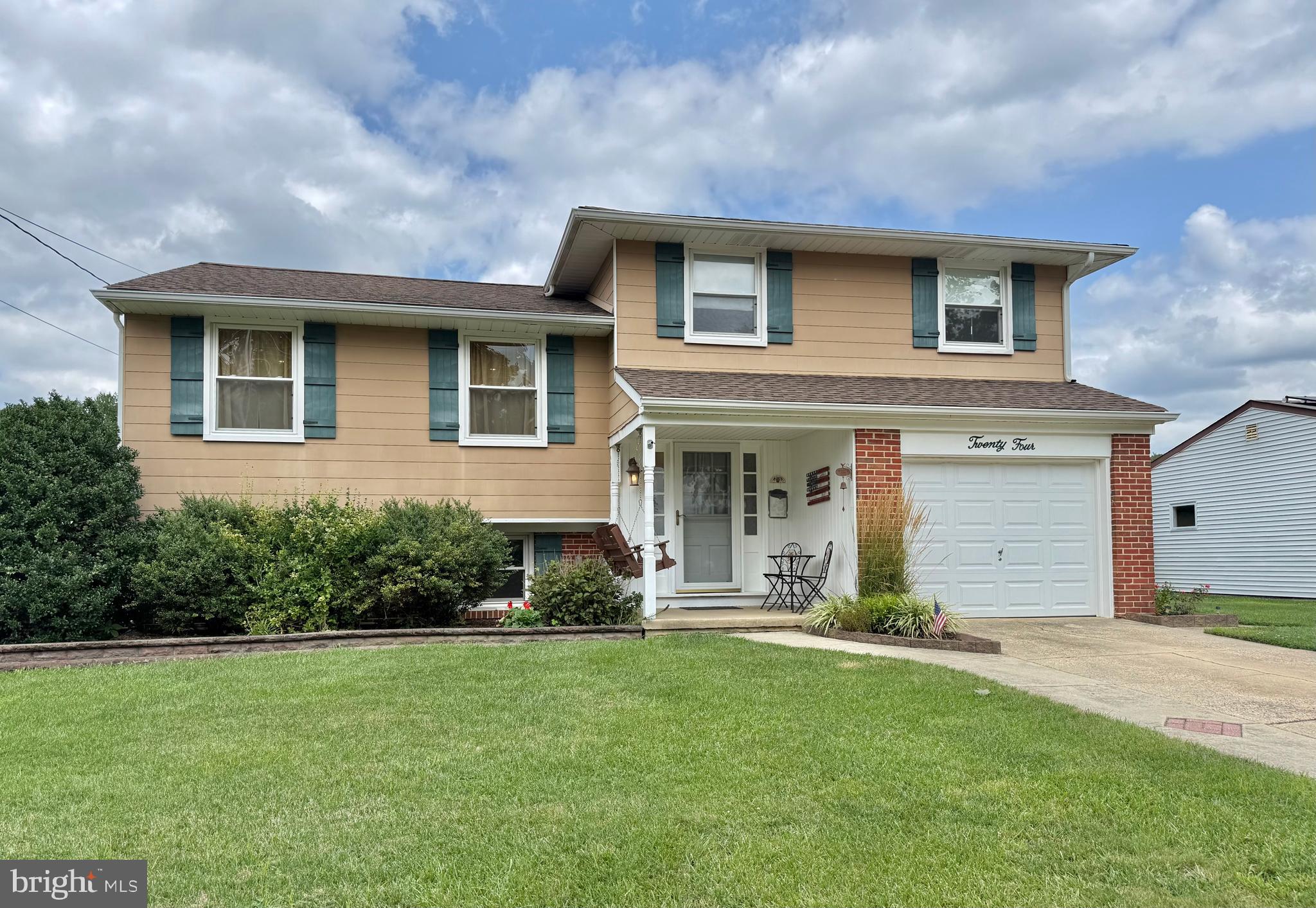 24 HOMESTEAD ROAD