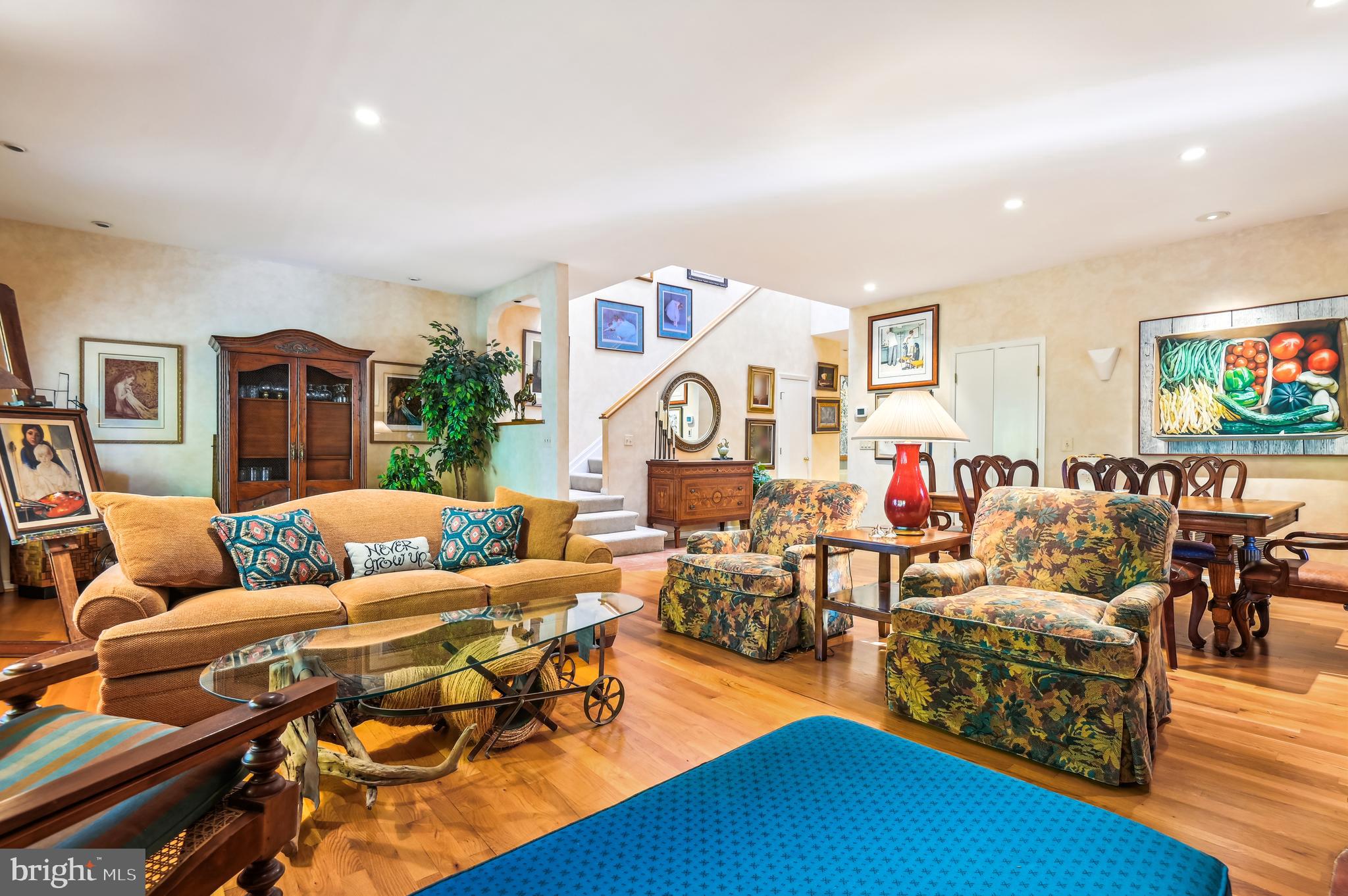 NORTH ROLAND PARK - Residential