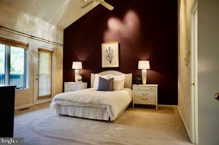 NORTH ROLAND PARK - Residential