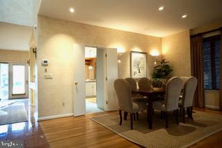 NORTH ROLAND PARK - Residential