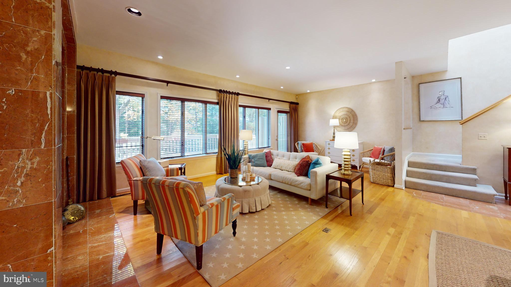 NORTH ROLAND PARK - Residential