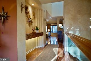 NORTH ROLAND PARK - Residential