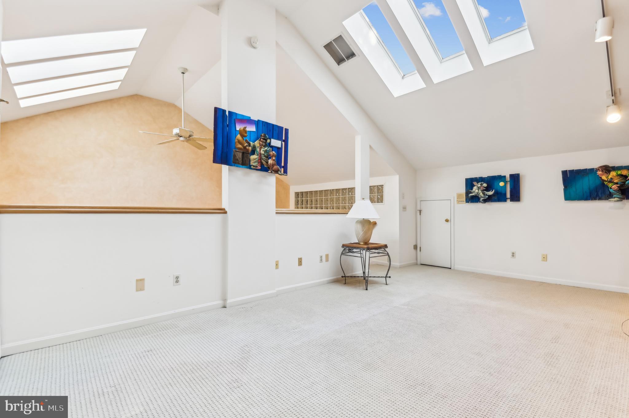 NORTH ROLAND PARK - Residential